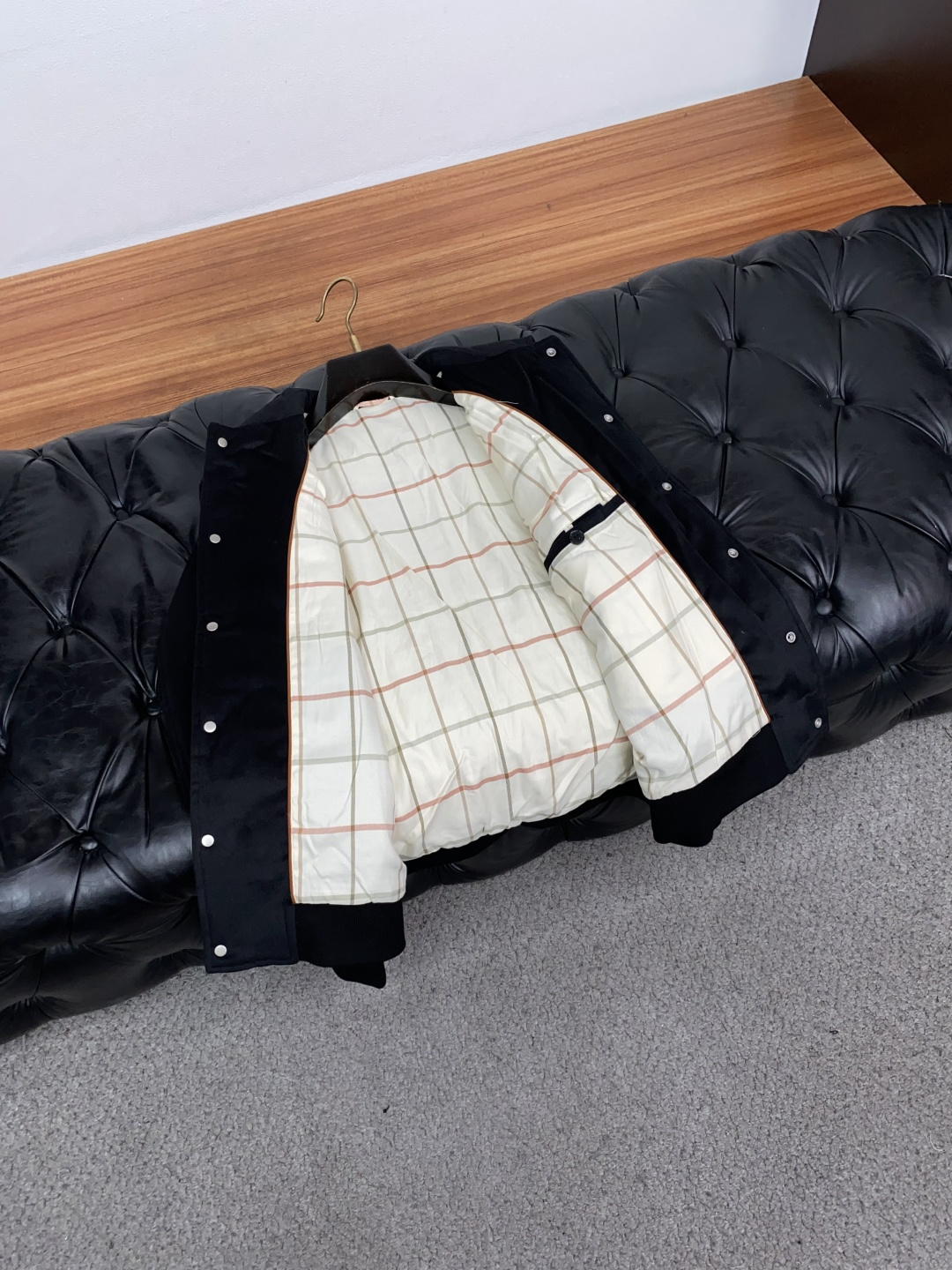 Loro Piana 诺悠翩雅 2026ss秋冬新款发布翻领羽绒服外套，秋冬季爆款外套，新国标95白鸭绒填冲经典设计，穿