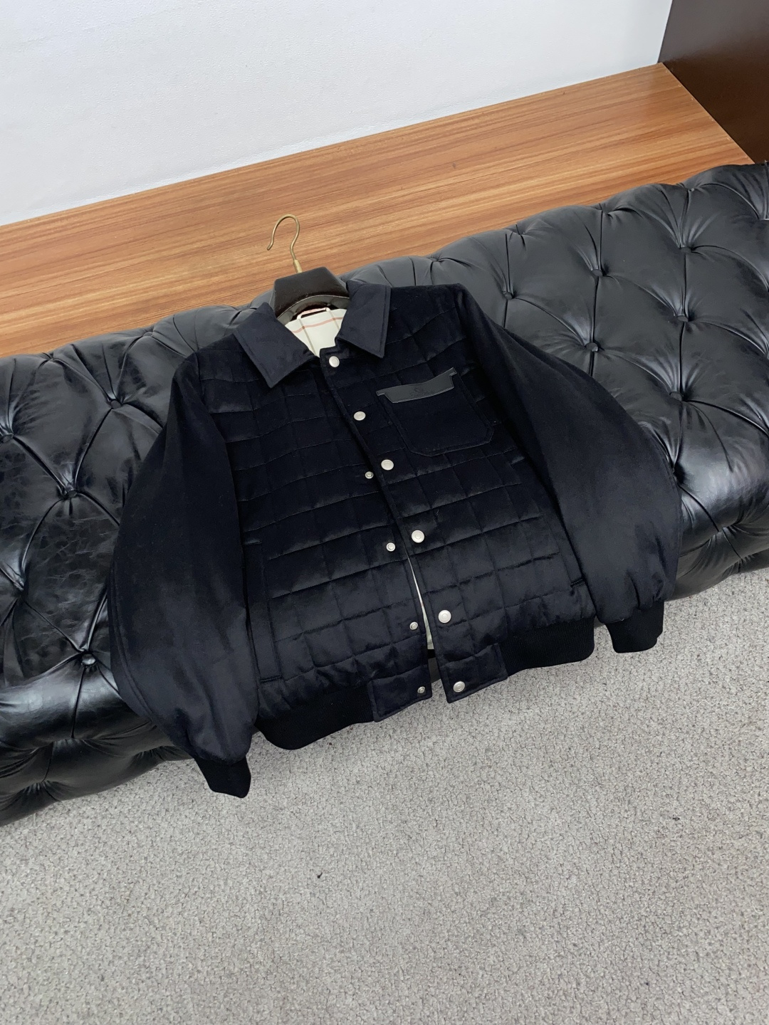 Loro Piana 诺悠翩雅 2026ss秋冬新款发布翻领羽绒服外套，秋冬季爆款外套，新国标95白鸭绒填冲经典设计，穿