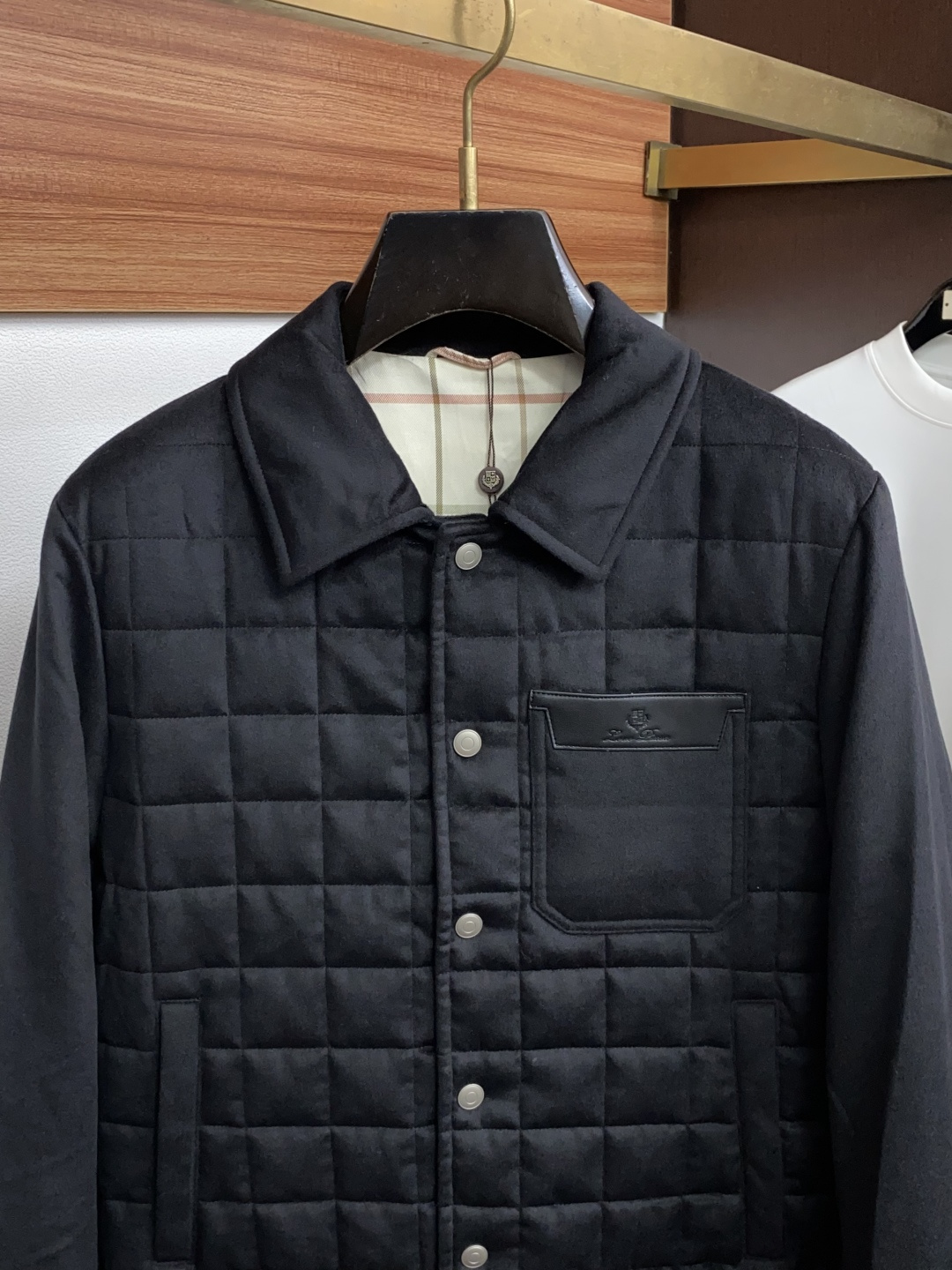 Loro Piana 诺悠翩雅 2026ss秋冬新款发布翻领羽绒服外套，秋冬季爆款外套，新国标95白鸭绒填冲经典设计，穿