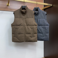 Loro Piana 诺悠翩雅 2026ss秋冬新款发布针织羊毛羽绒马甲夹克外套,秋冬季爆款外套,顶级国标95白鸭绒填冲 Loro Piana 诺悠翩雅 2026ss秋冬新款发布针织羊毛羽绒马甲夹克外套,秋冬季爆款外套,顶级国标95白鸭绒填冲