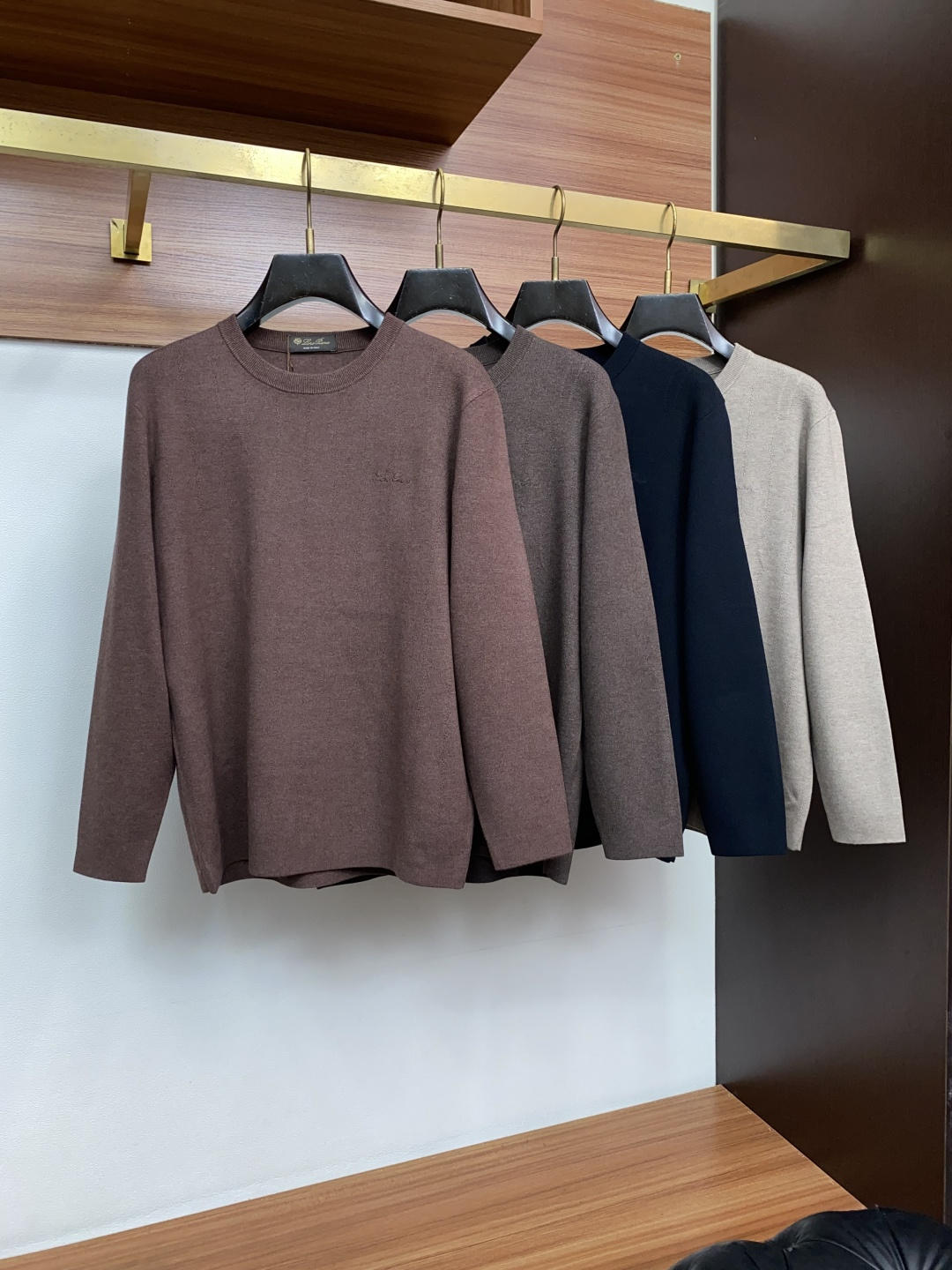 Loro Piana 诺悠翩雅 尺码M-4xL 2026秋冬圆领长袖羊毛衫 功能 时尚休闲 百搭打底单穿