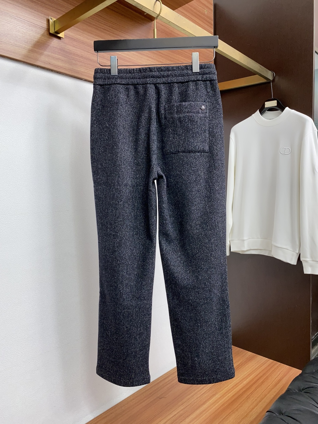 Loro Piana诺悠翩雅 26秋冬新品 原单男士羊毛休闲裤 弹力面料每季必出的类型，无需质疑的热卖王牌单品，符合四季