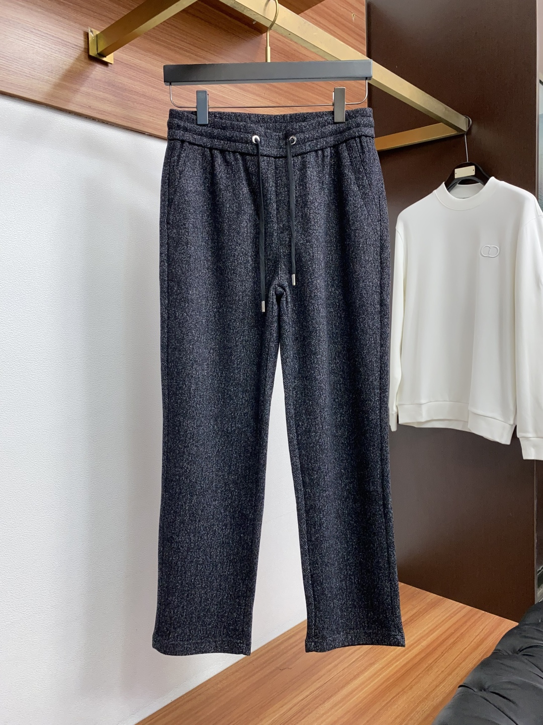Loro Piana诺悠翩雅 26秋冬新品 原单男士羊毛休闲裤 弹力面料每季必出的类型，无需质疑的热卖王牌单品，符合四季