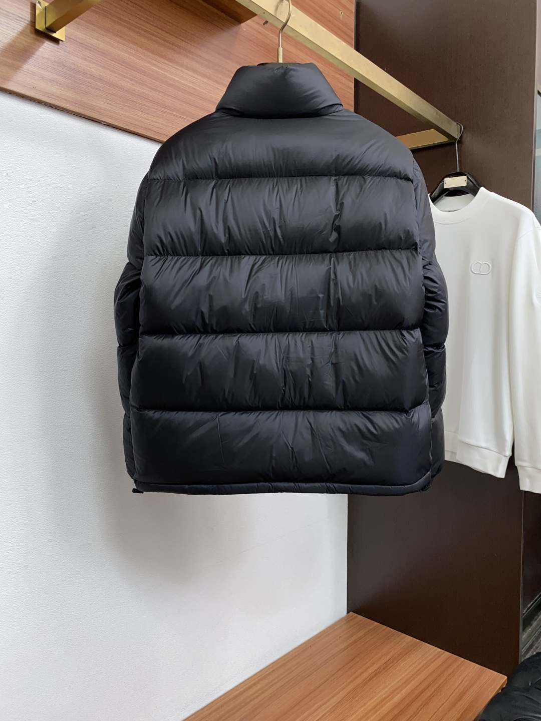 巴宝莉 M-3xL 经典款顶级羽绒服 专柜同款品质，殿堂级经典系列，男女同款！ 高级哑光面料，拒绝亮面廉价感，立领设计，