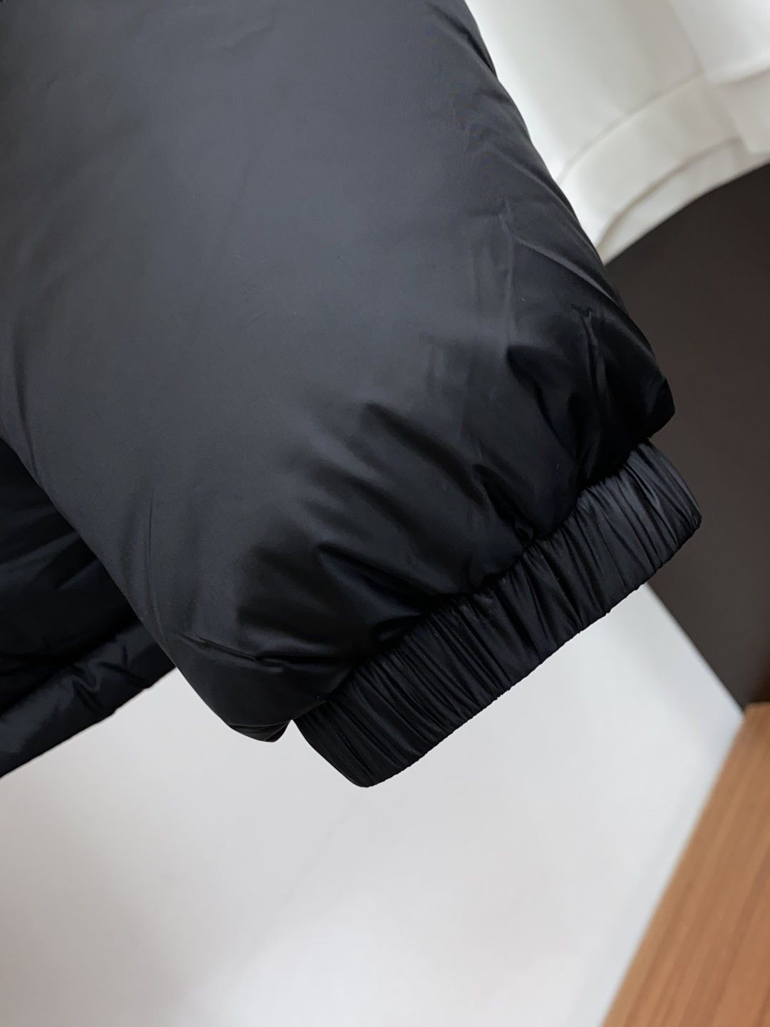 巴宝莉 M-3xL 经典款顶级羽绒服 专柜同款品质，殿堂级经典系列，男女同款！ 高级哑光面料，拒绝亮面廉价感，立领设计，