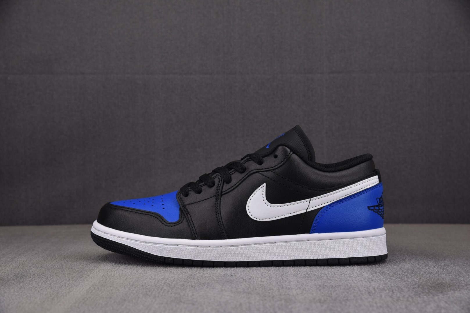 AJLow低帮尺码:36-46纯原版出品-AirJordan1LowBlackRoyalToe黑蓝脚趾5