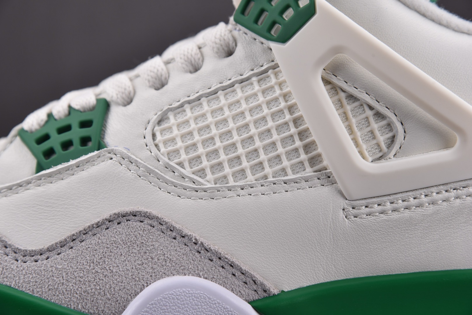 AJ4白绿尺码36-47.5纯原版出品-NKSBxAirJordan4“PineGreen”AJSB联名