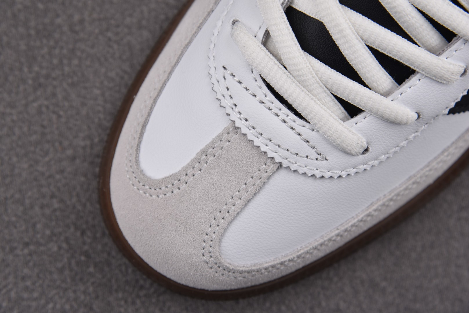 Originals 尺码36-45

纯原版出品-Handball Spezial White Blac