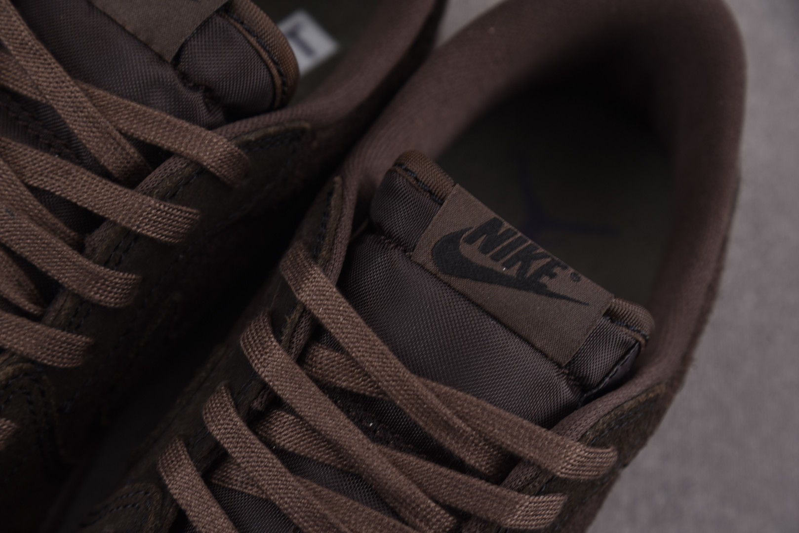 童鞋纯原 尺码27.5-35

纯原版出品-Air Jordan 1 Retro Low OG SP T