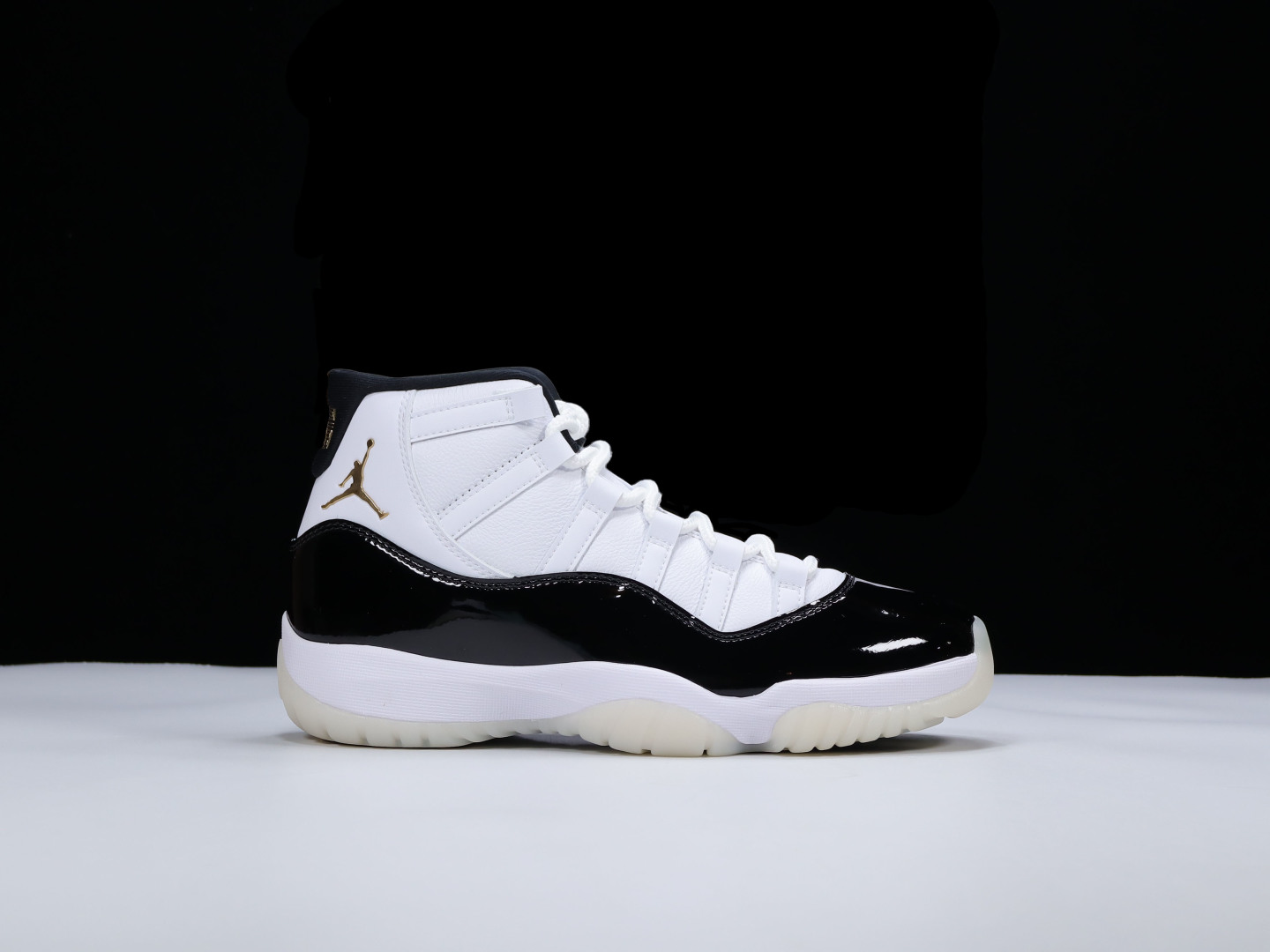 AJ11白黑 Size40.5-48.5 
纯原版出品-Air Jordan 11“Defining M