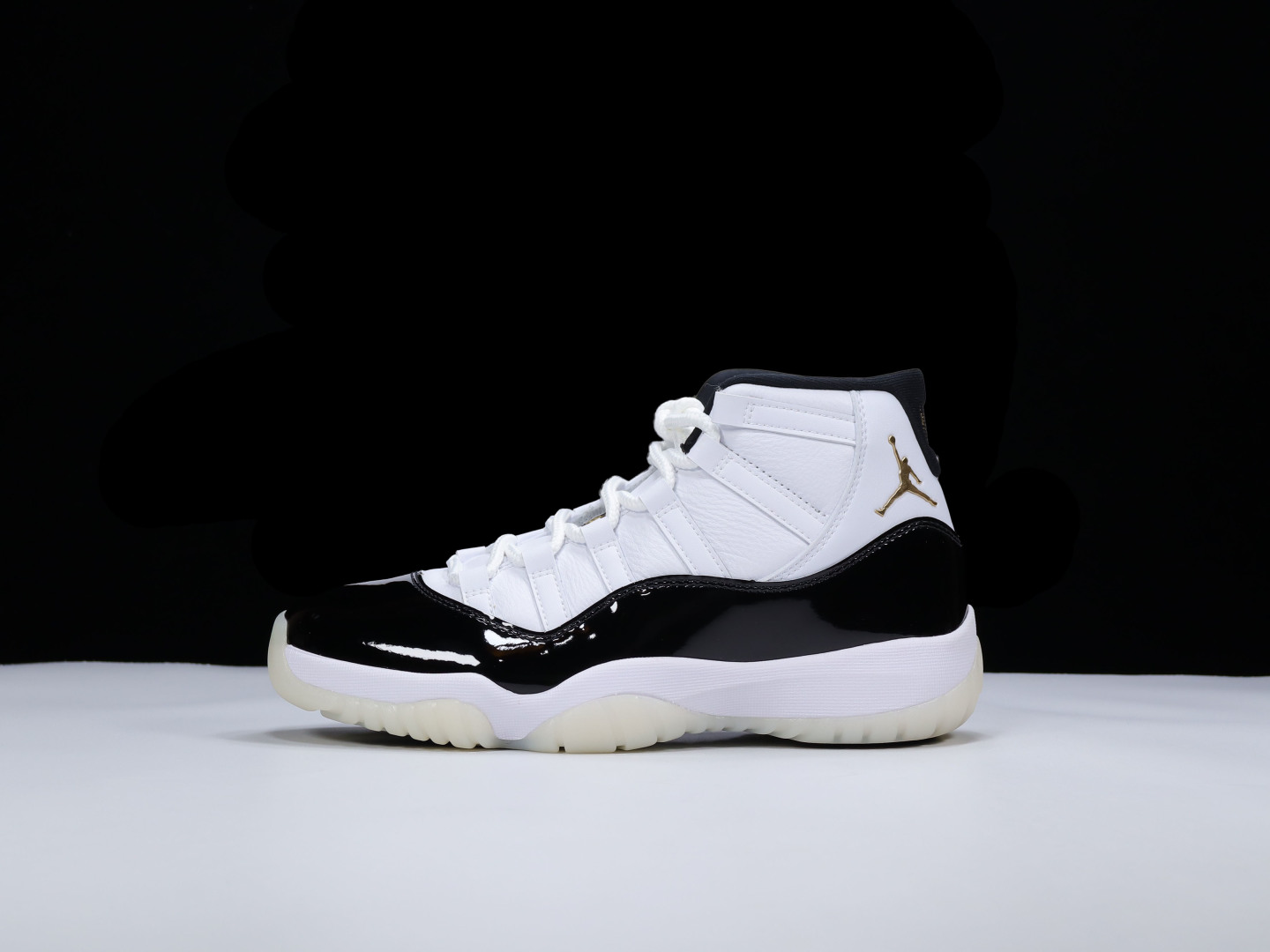 AJ11白黑 Size40.5-48.5 
纯原版出品-Air Jordan 11“Defining M