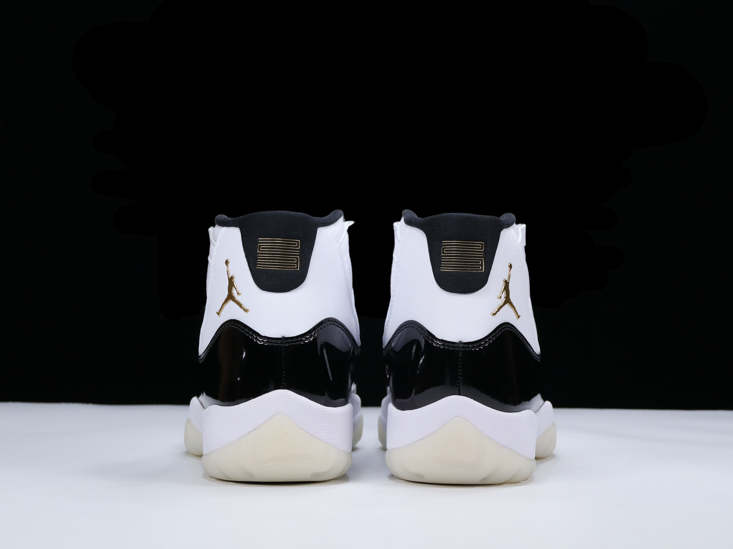 AJ11白黑 Size40.5-48.5 
纯原版出品-Air Jordan 11“Defining M