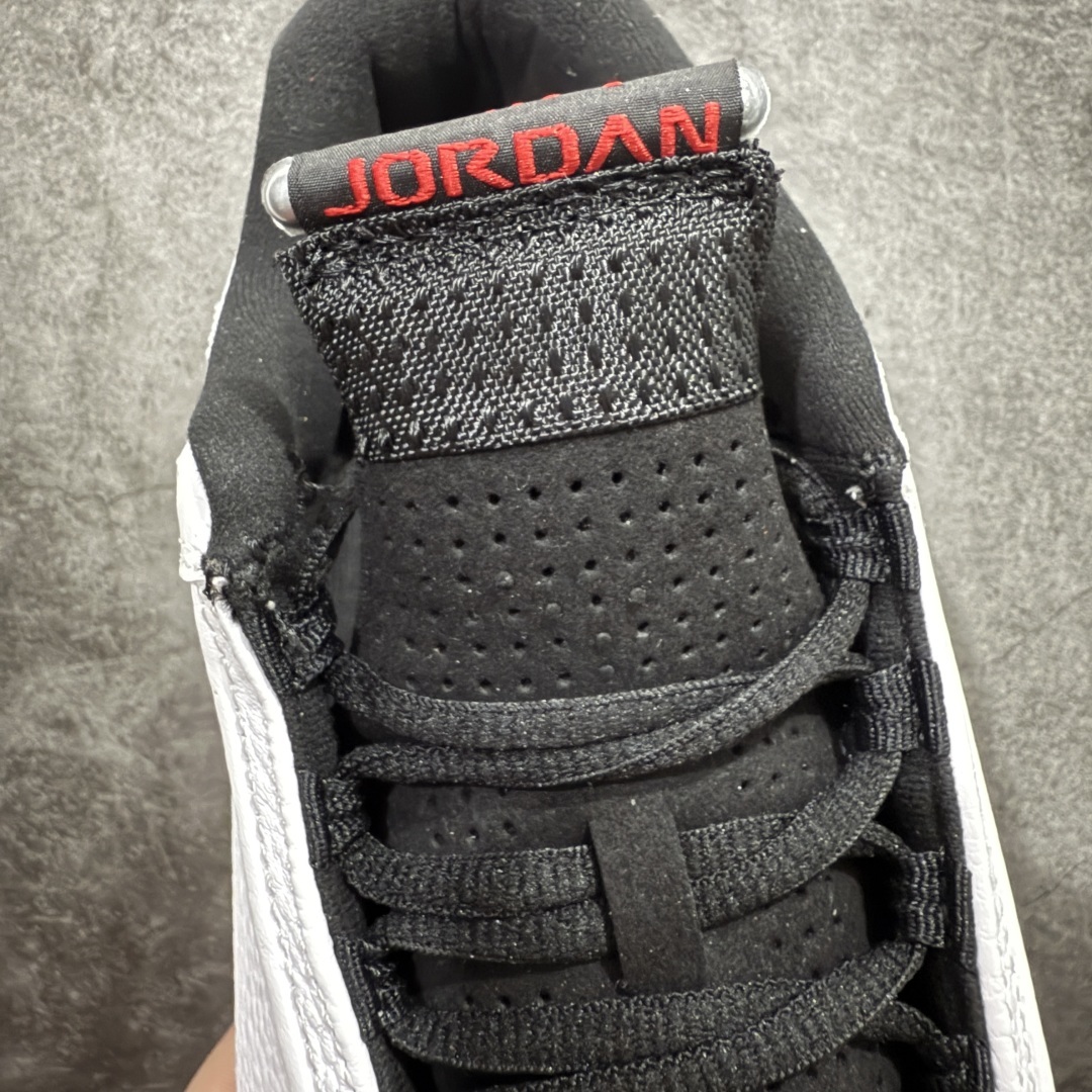 【纯原】Air Jordan AJ14 “Black Toe” 2024版本 黑白熊猫!
外贸特供