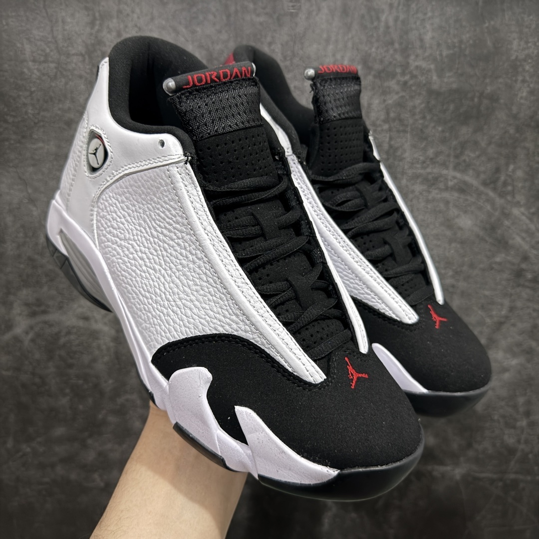 【纯原】Air Jordan AJ14 “Black Toe” 2024版本 黑白熊猫!
外贸特供