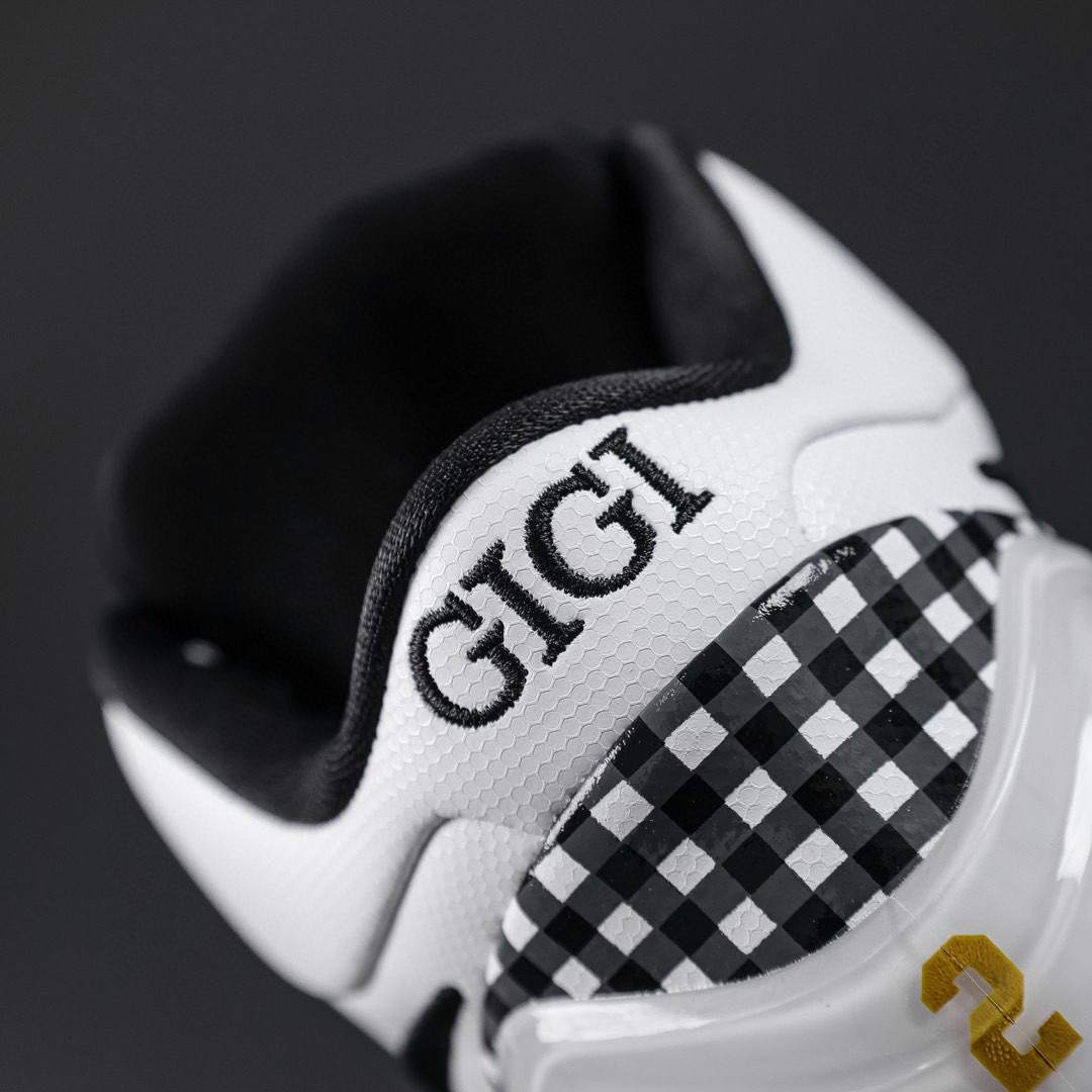
NK ZOOM KOBE 4 Mambacita Gigi 白黑
 #Zoom Turbo气垫➕后掌E