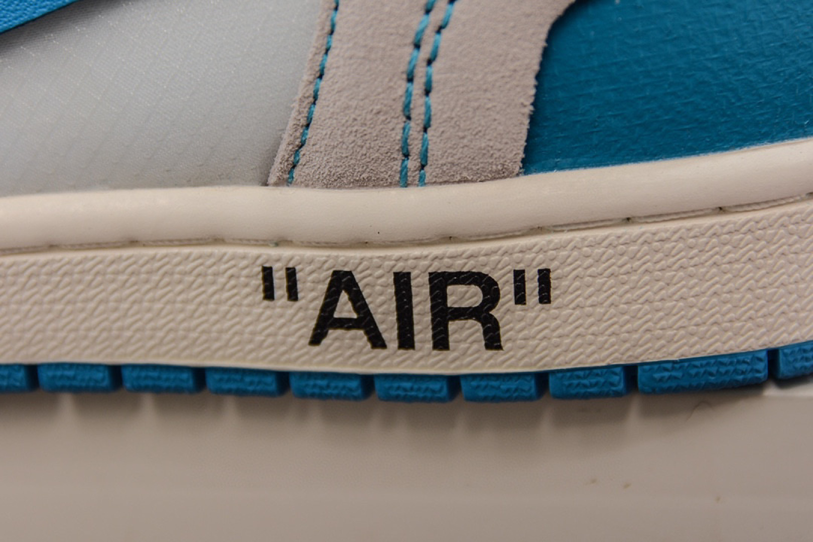 
全码补齐💯
F版 纯原大厂出品AJ1高帮系列最强性价比跑量版本 Off White联名 北卡蓝，淡季无