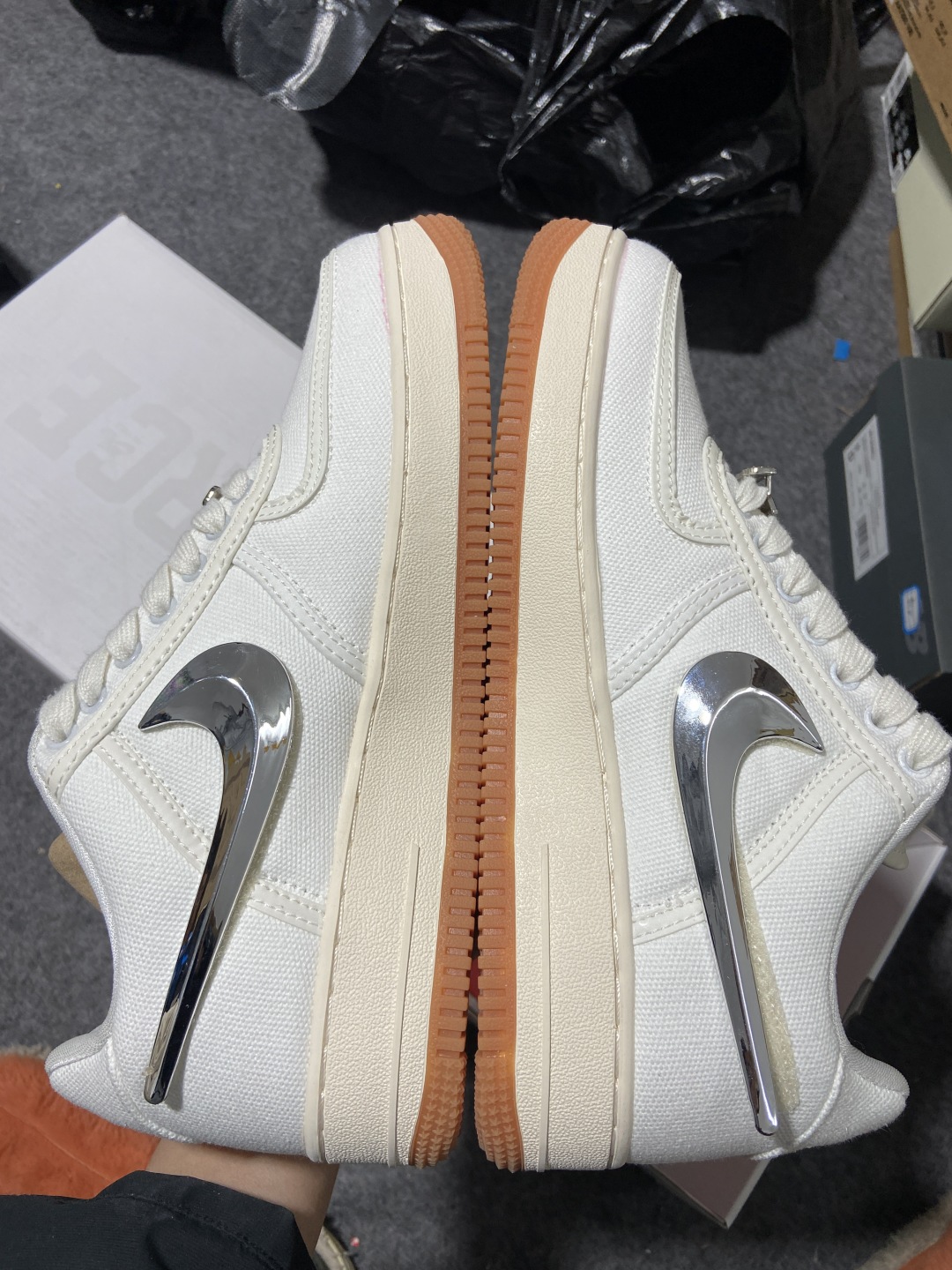 AF1米白银钩 尺码：40-47.5 (无40.5)

纯原版出品-外贸-Air Force 1 Low