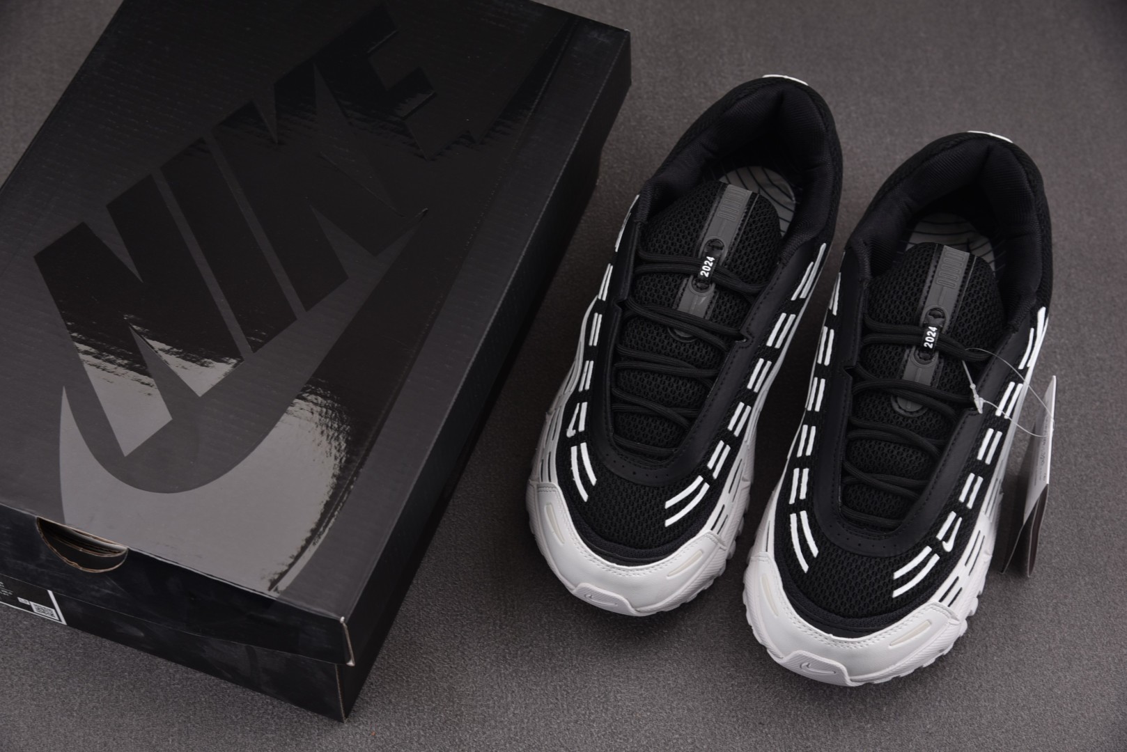 MAX 尺码36-45

纯原版出品-CDG Homme Plus x NK Air Max TL 2.