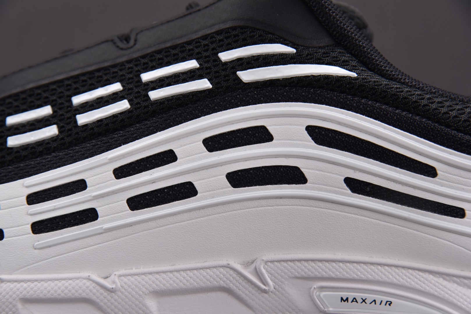 MAX 尺码36-45

纯原版出品-CDG Homme Plus x NK Air Max TL 2.