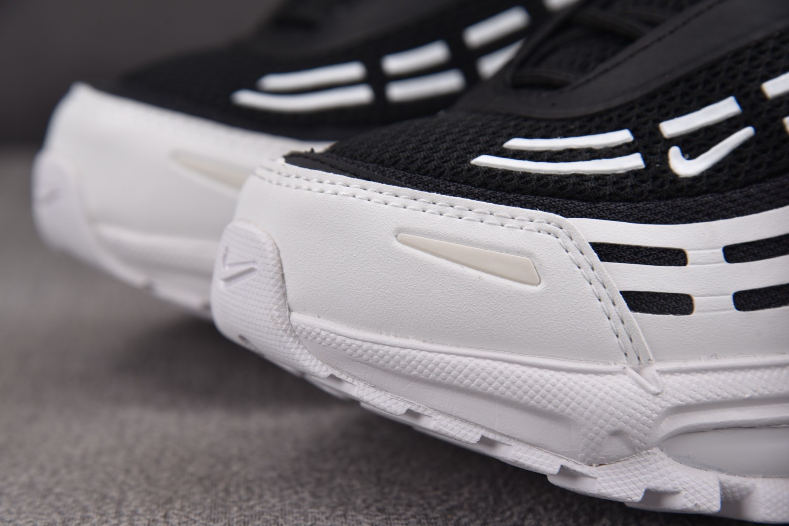 MAX 尺码36-45

纯原版出品-CDG Homme Plus x NK Air Max TL 2.