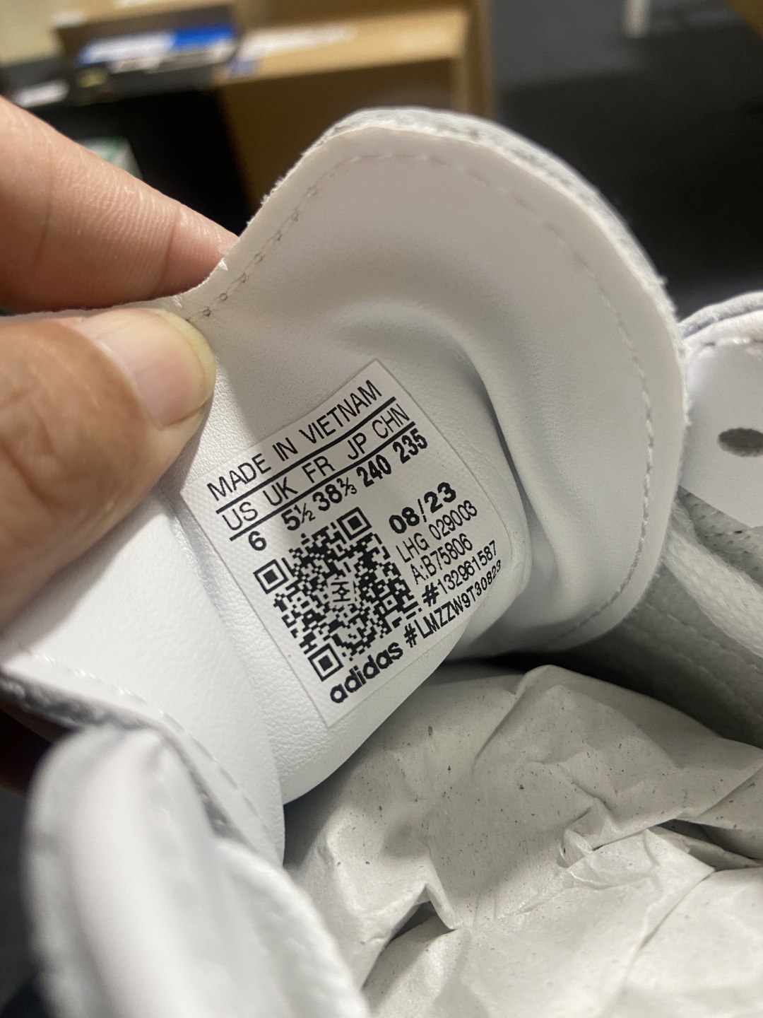  纯原
原厂皮批次桑巴Samba黑白灰第二轮补货！原鬼佬订单正单批次（换标即是正品）！此番投入市场！让你