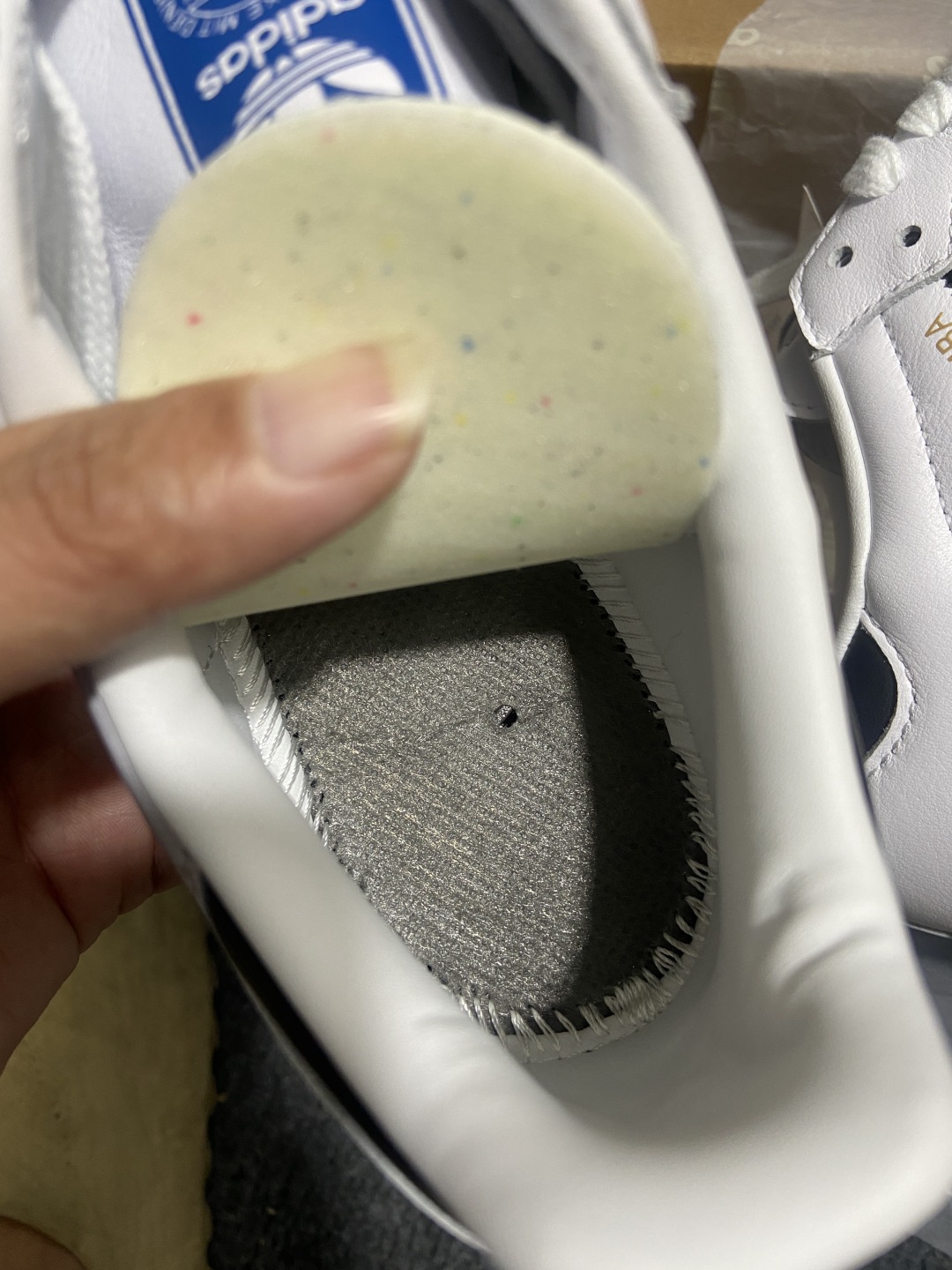  纯原
原厂皮批次桑巴Samba黑白灰第二轮补货！原鬼佬订单正单批次（换标即是正品）！此番投入市场！让你