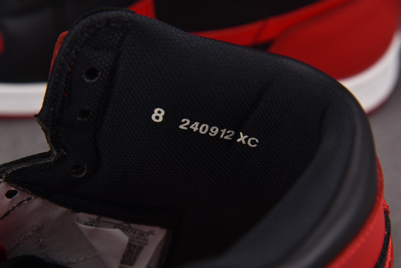 AJ 高帮 尺码40-47.5

纯原出品-Air Jordan 1 Retro High '85 OG