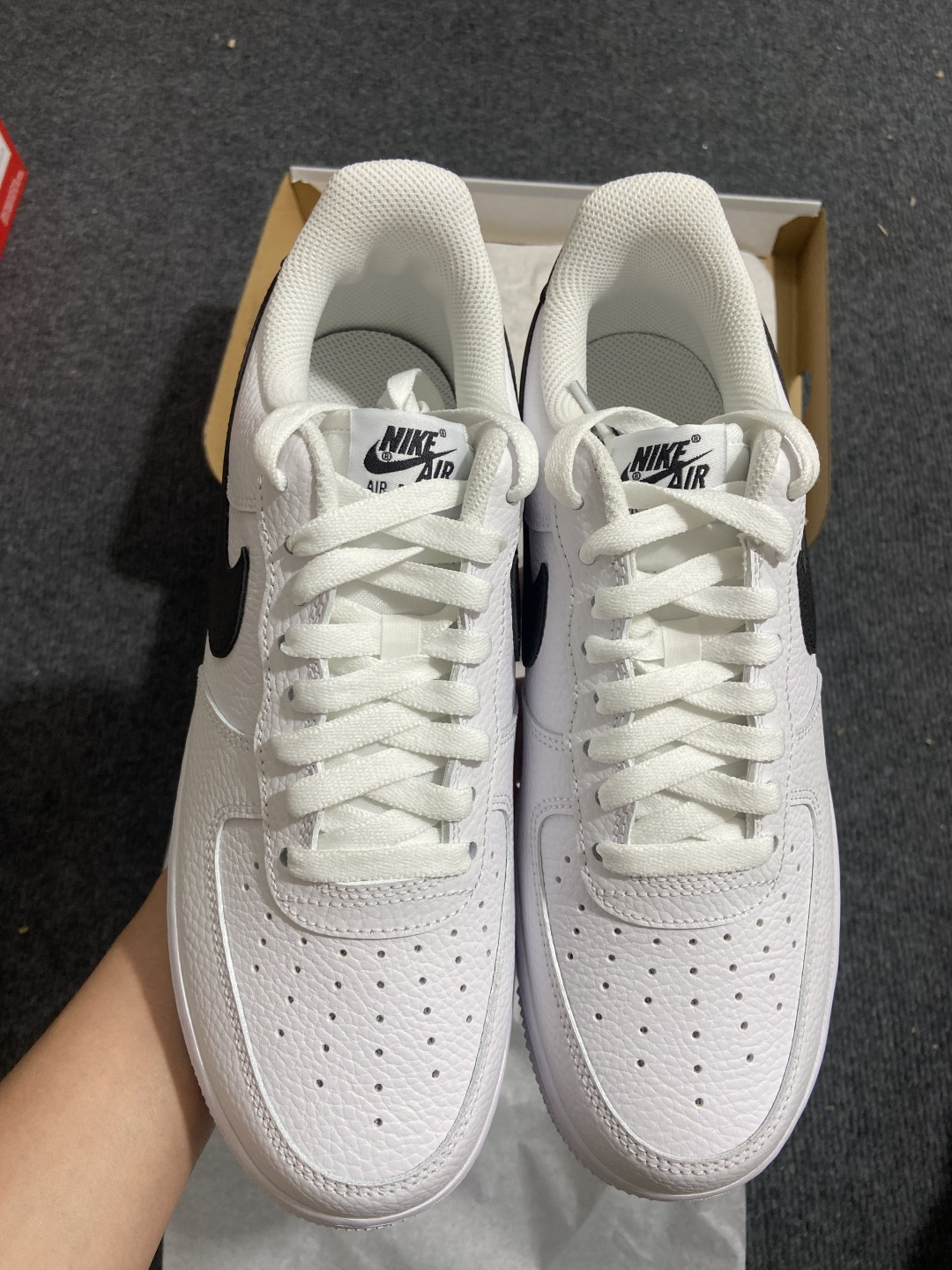 AF1白黑 尺码:36-¥:350 纯原-Air Force 1 Low White and Black 白黑 CT23 AF1白黑 尺码:36-¥:350 纯原-Air Force 1 Low White and Black 白黑 CT23