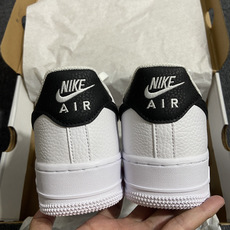 AF1白黑 尺码:36-¥:350 纯原-Air Force 1 Low White and Black 白黑 CT23 AF1白黑 尺码:36-¥:350 纯原-Air Force 1 Low White and Black 白黑 CT23