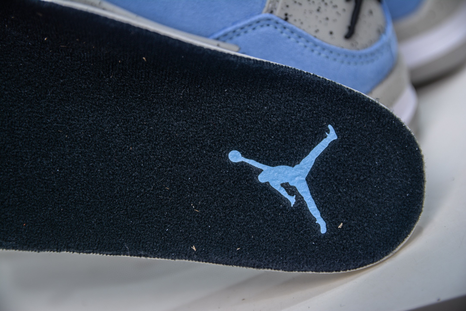 
纯原 Air Jordan AJ4 Retro SE University Blue AJ4 大学蓝 