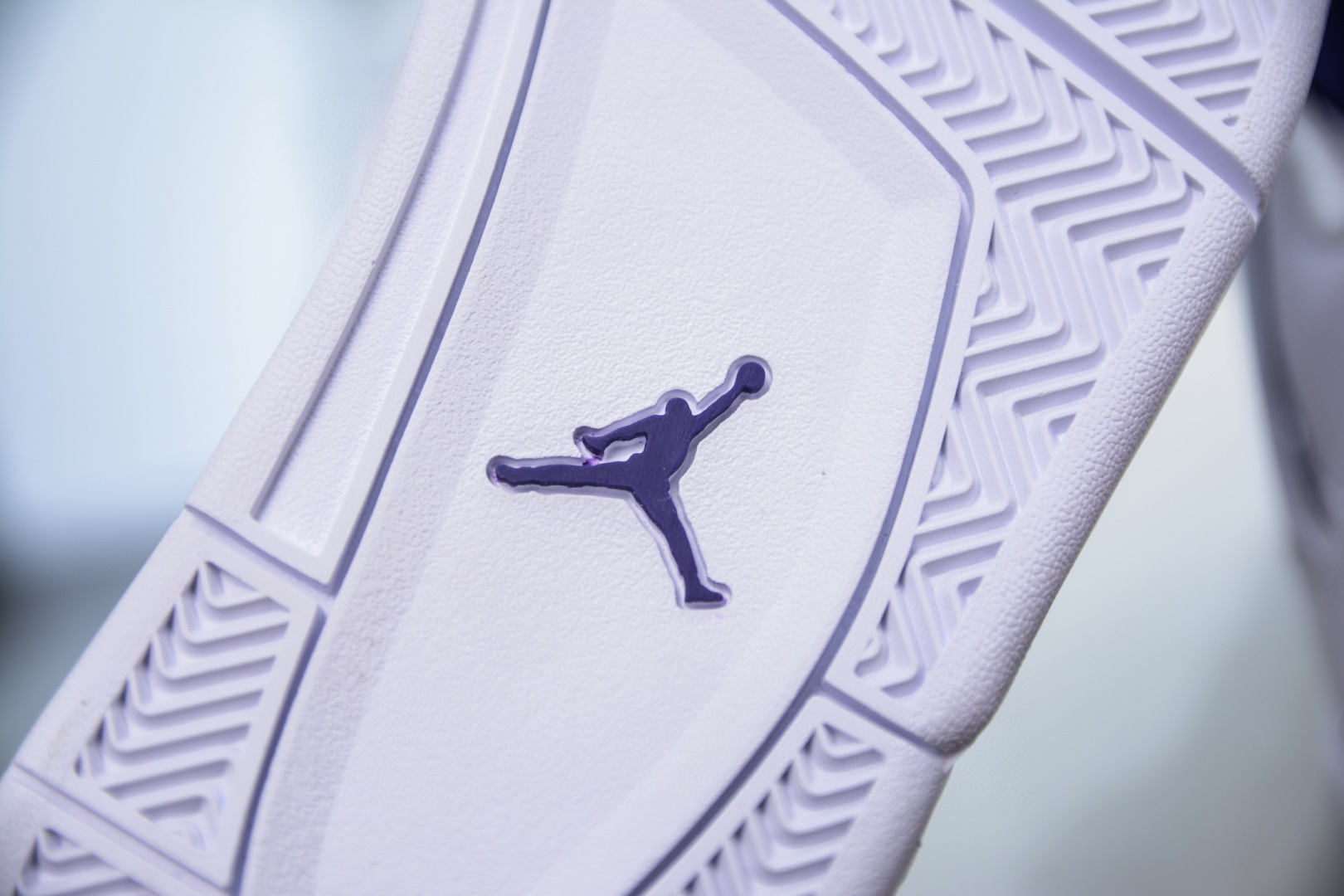  
纯原 Air Jordan AJ4 Retro 白紫 耗时多个月巨作 重金购买原楦原纸板 确保原汁原
