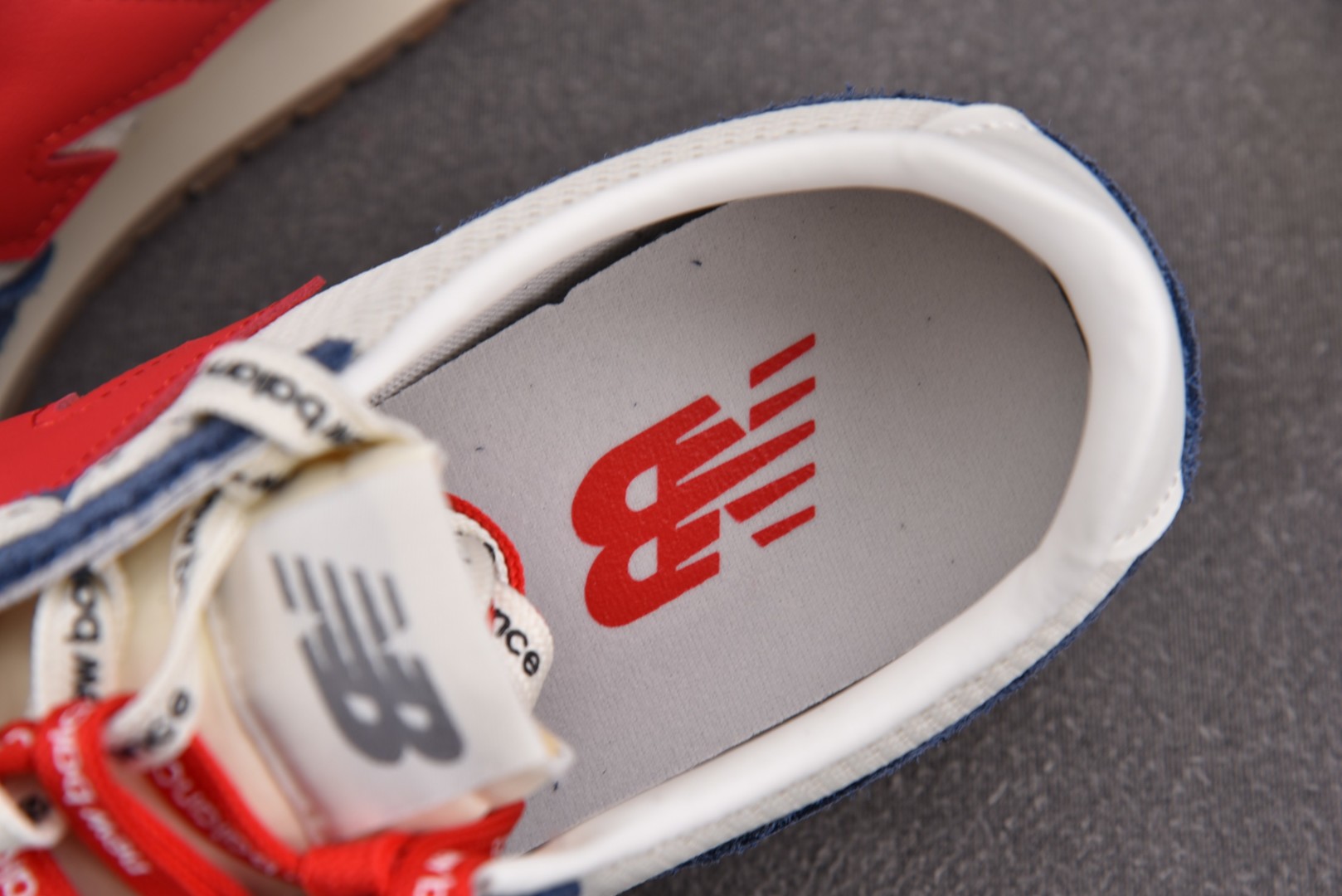 NB471 尺码35-46.5

纯原版出品-New Balance 471 White Red Blu