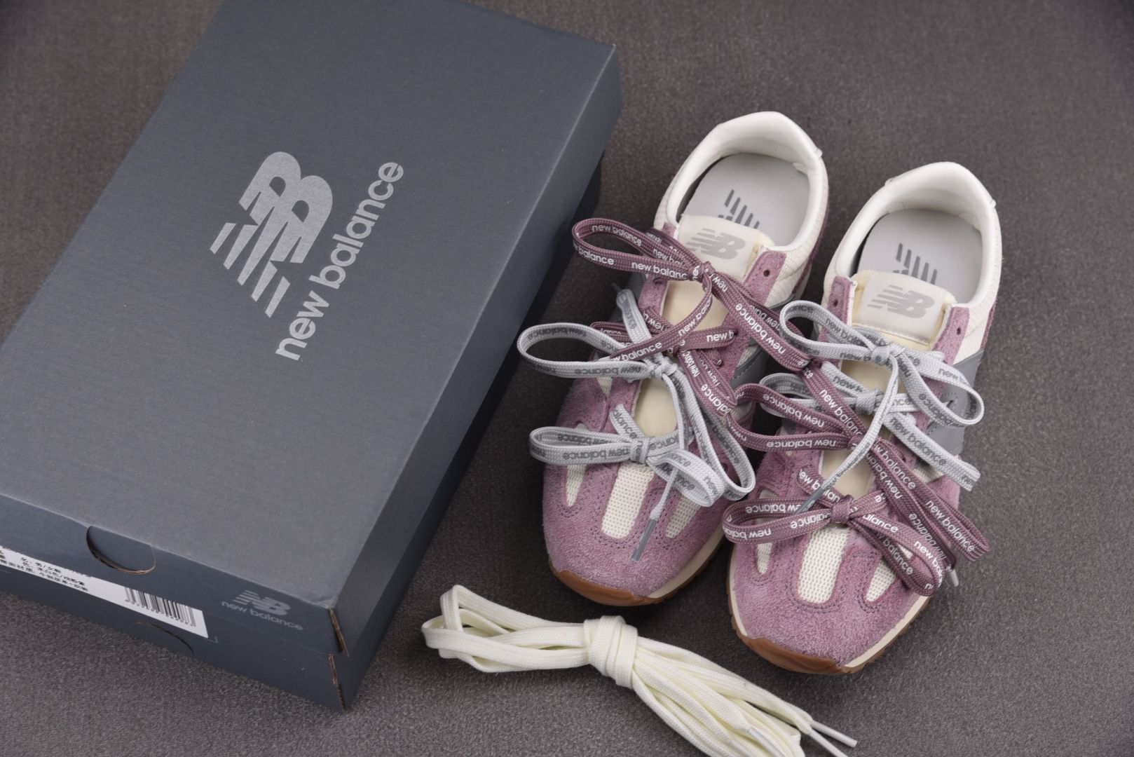 NB471 尺码35-46.5

纯原版出品-New Balance NB471 米粉 U471AL Y
