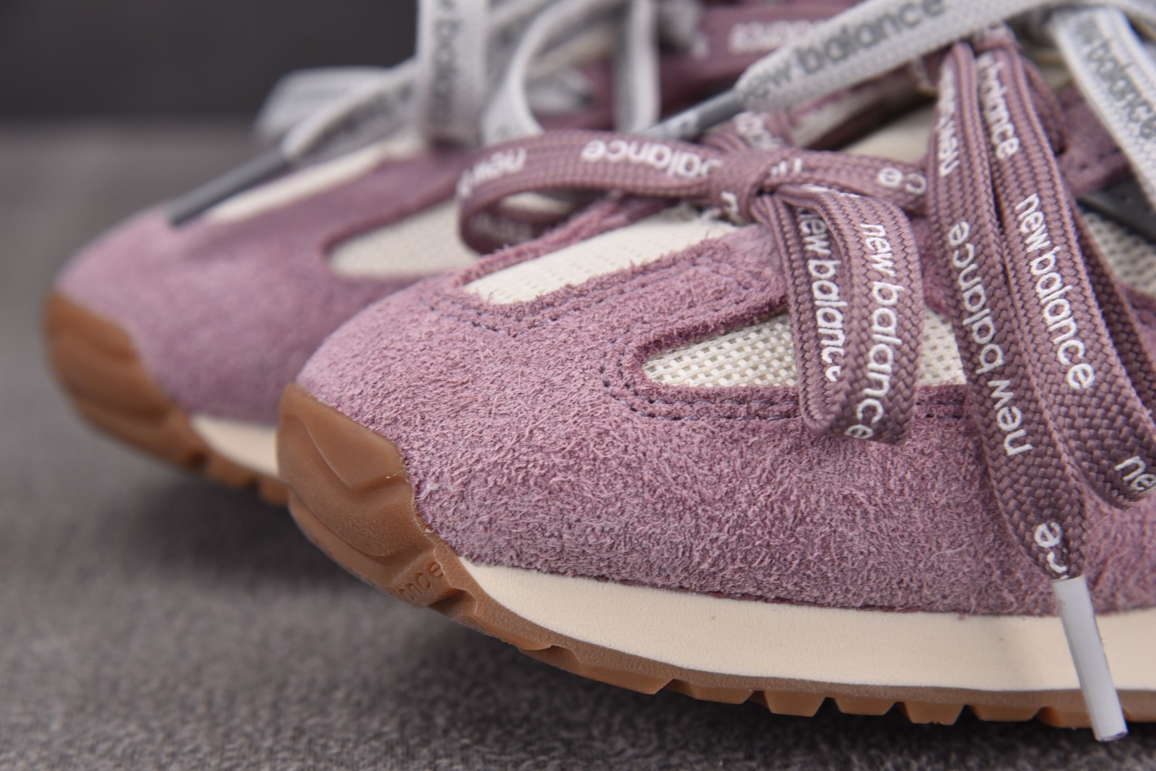 NB471 尺码35-46.5

纯原版出品-New Balance NB471 米粉 U471AL Y