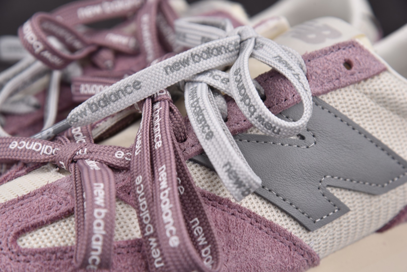 NB471 尺码35-46.5

纯原版出品-New Balance NB471 米粉 U471AL Y