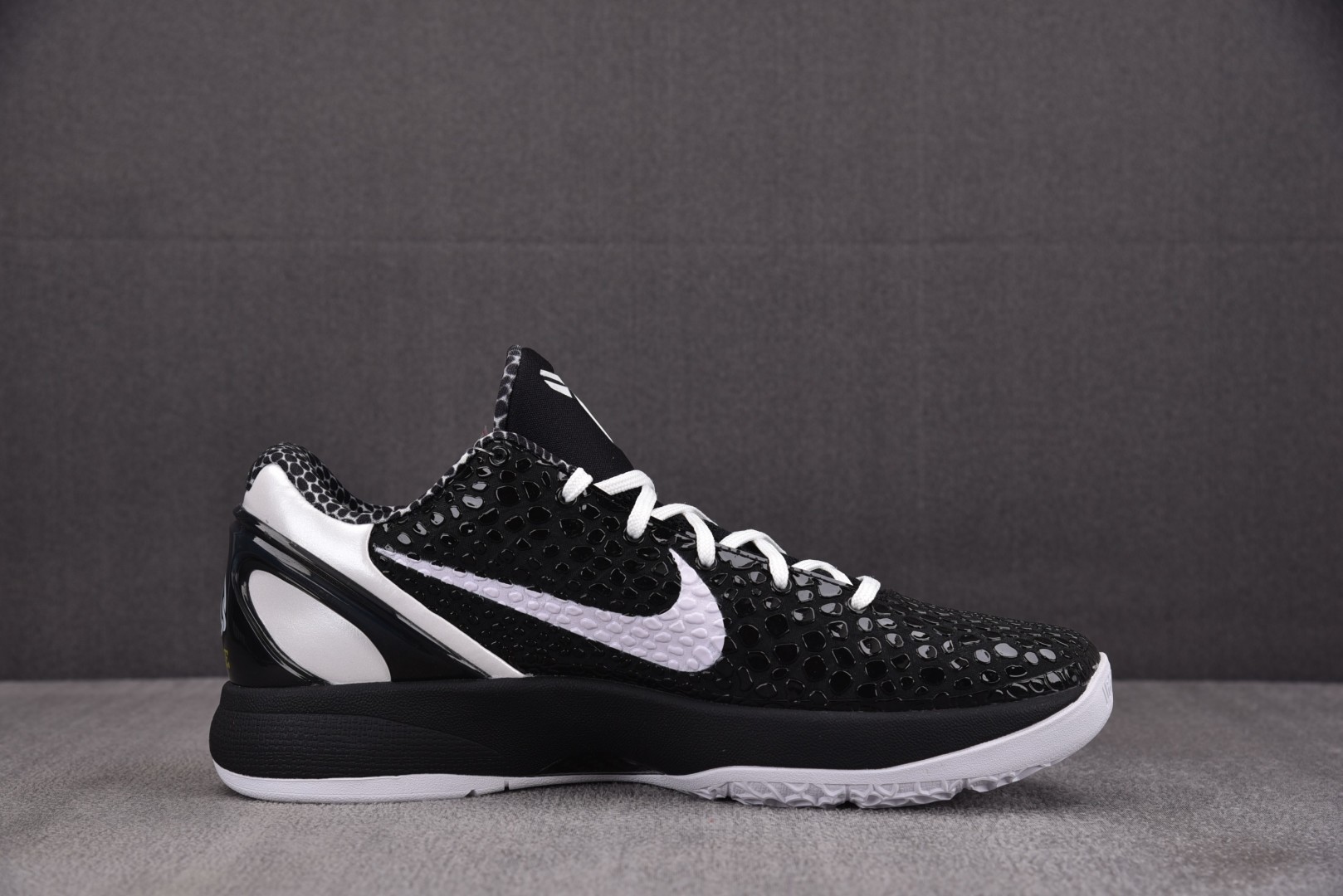 KOBE6 鞋码40-48.5 偏小0.5
💰¥：600
纯原出品-Kobe 6 Protro‘Mamb