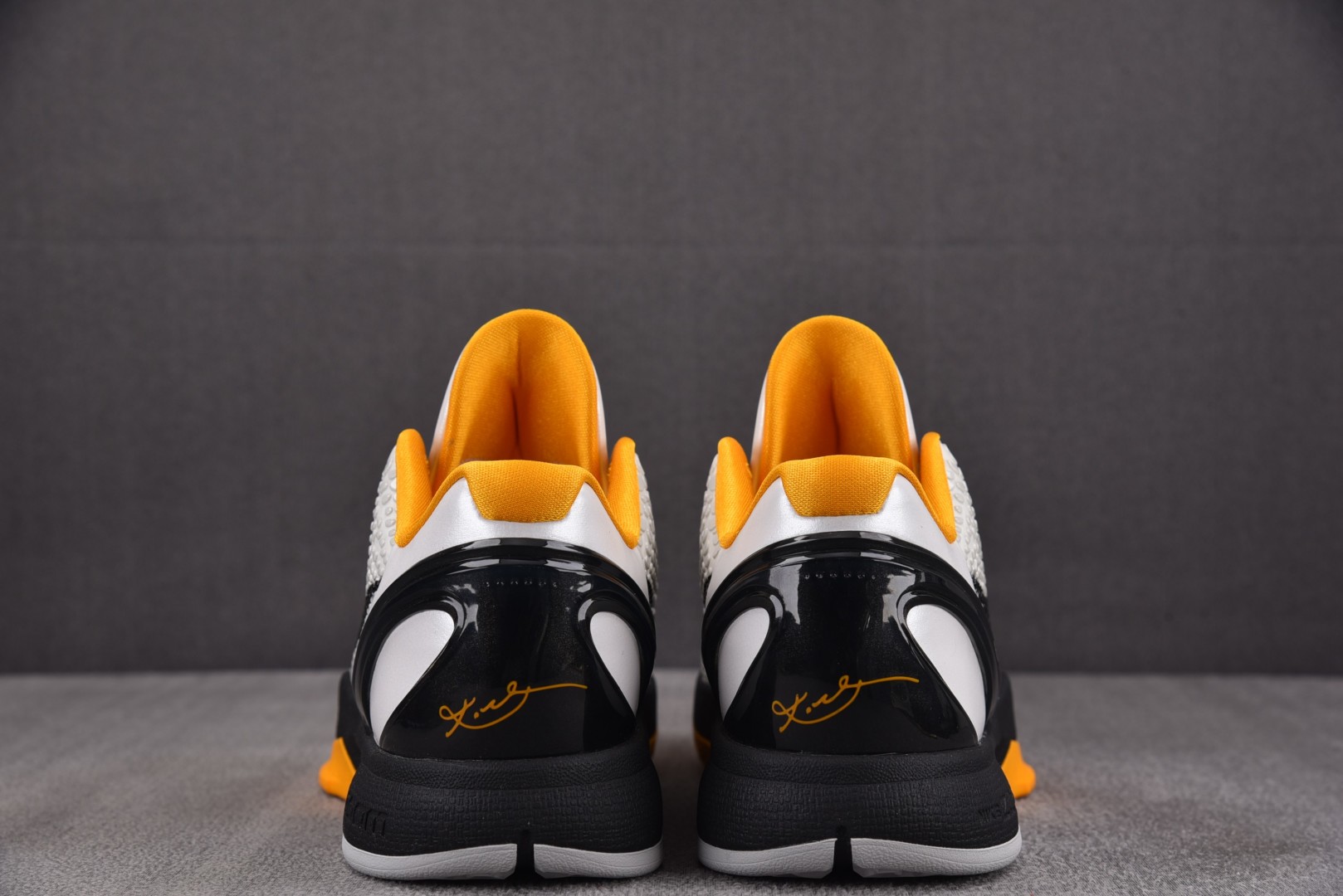 KOBE6 鞋码40-48.5 偏小0.5
💰¥：600
纯原出品-NK Zoom Kobe 6 Pro