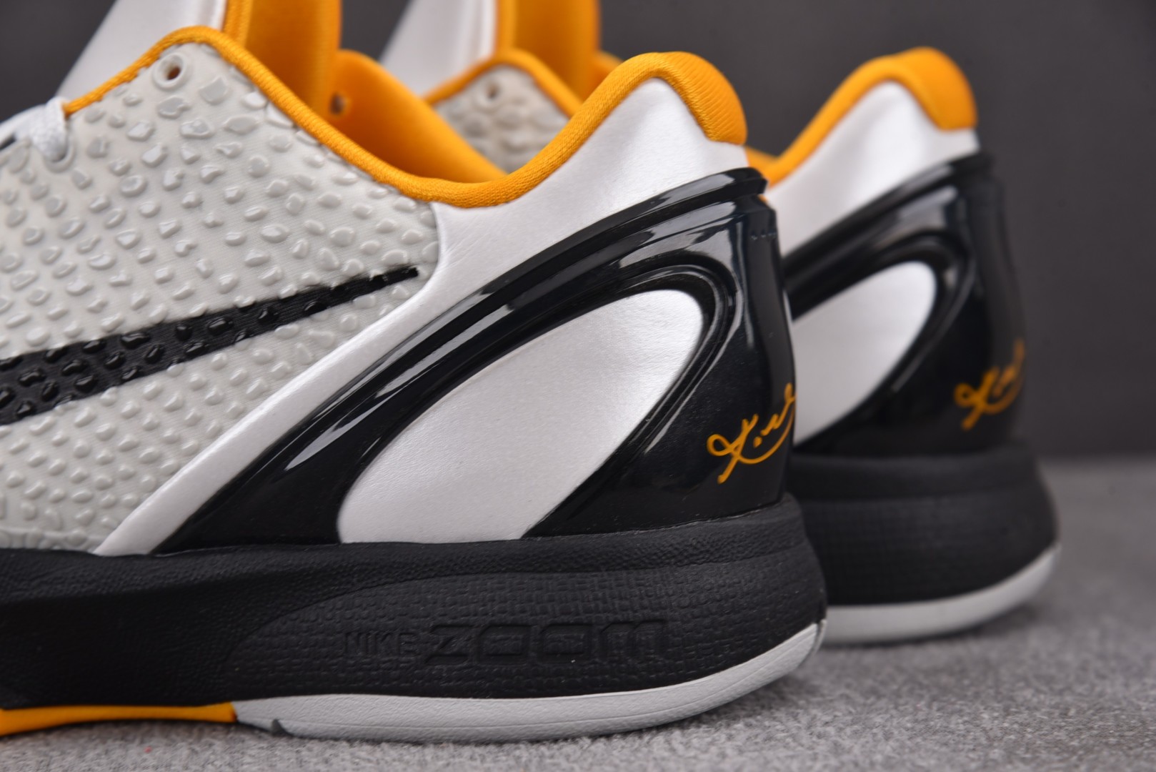 KOBE6 鞋码40-48.5 偏小0.5
💰¥：600
纯原出品-NK Zoom Kobe 6 Pro