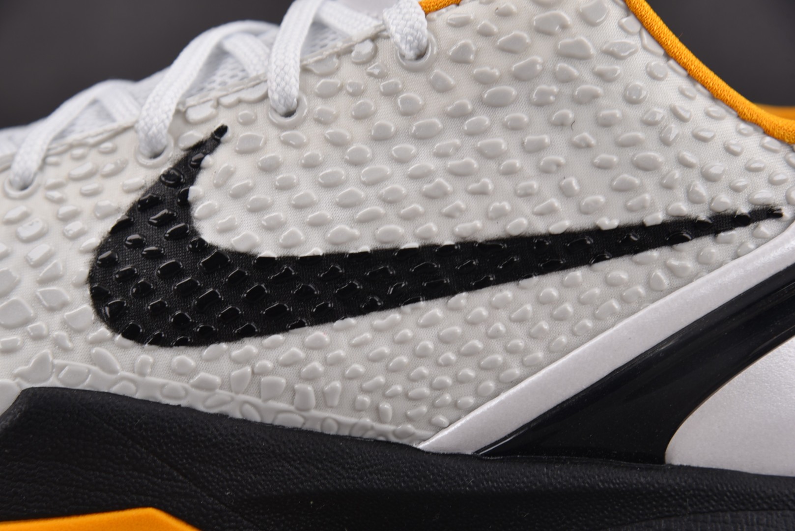 KOBE6 鞋码40-48.5 偏小0.5
💰¥：600
纯原出品-NK Zoom Kobe 6 Pro