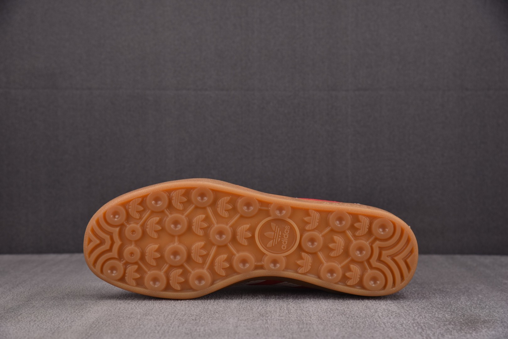 Originals 尺码36-45

纯原版出品-纯原 Ad Originals Gazelle Ind