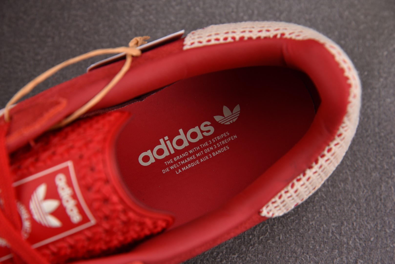 Originals 尺码36-45

纯原版出品-纯原 Ad Originals Gazelle Ind