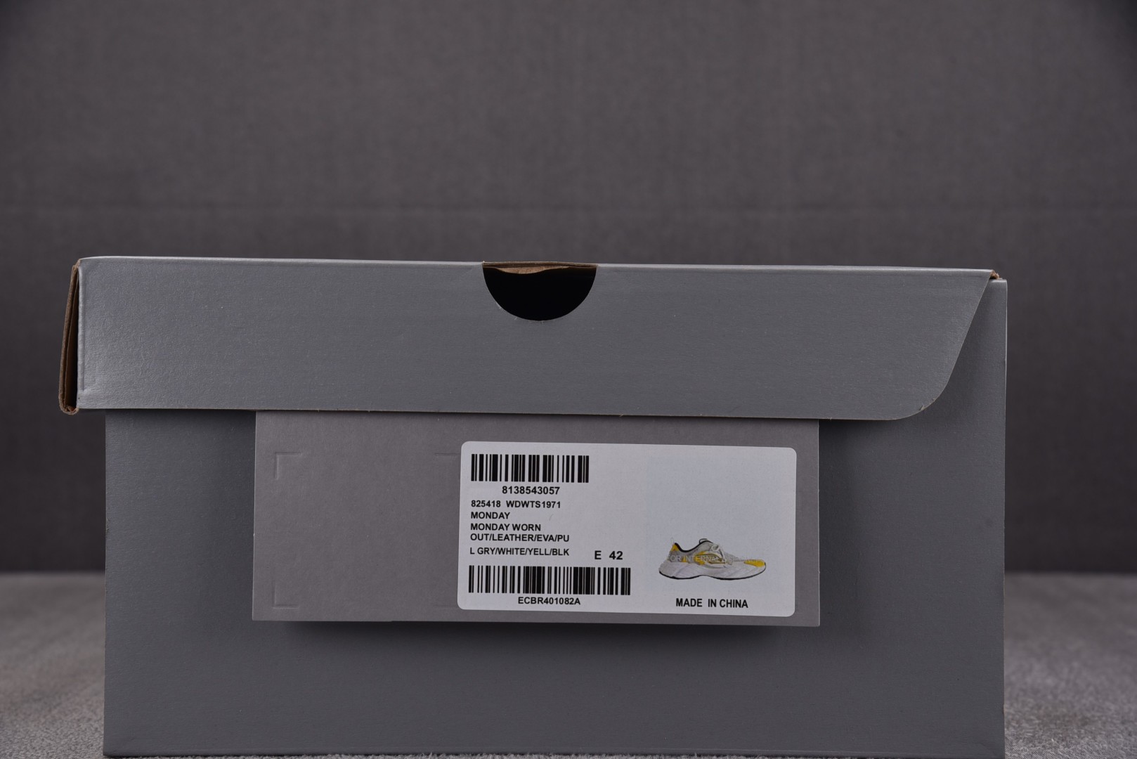 巴黎 尺码36-45 偏大1码

纯原版出品-Balenciaga Monday Yellow 灰黄 Y