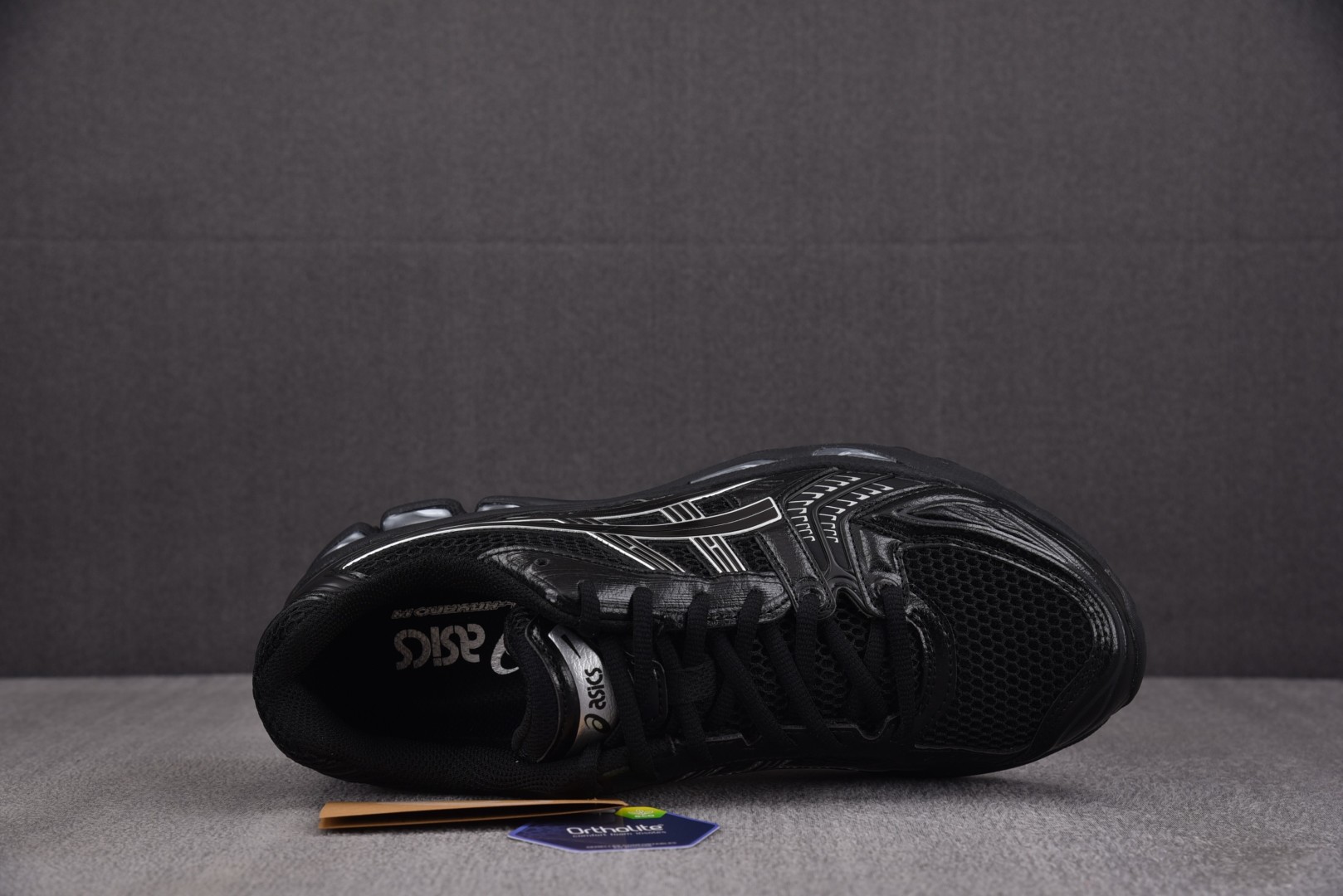 Asics 尺码36-47

纯原版出品-Asics Gel Kayano 14 Black Pure 