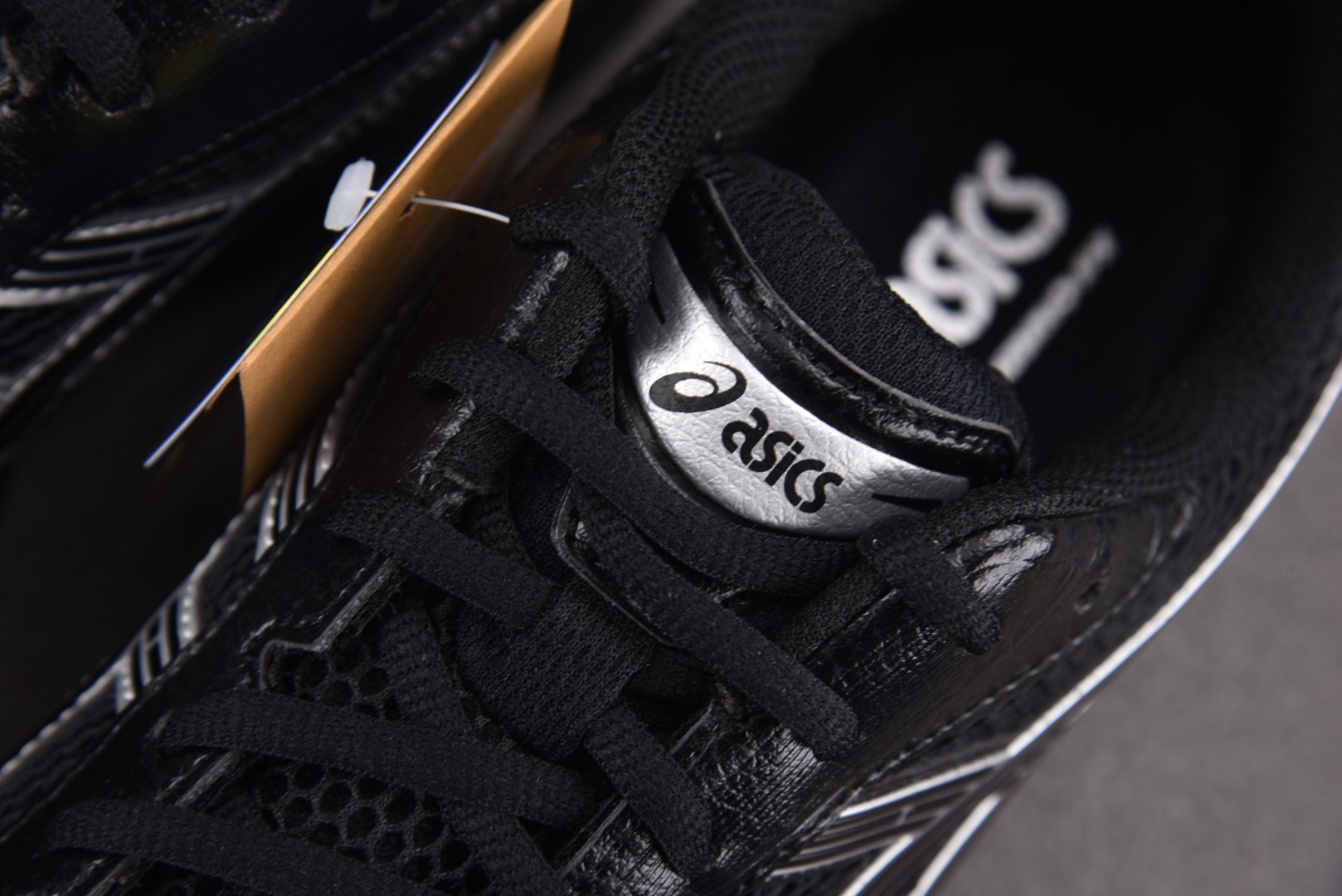 Asics 尺码36-47

纯原版出品-Asics Gel Kayano 14 Black Pure 