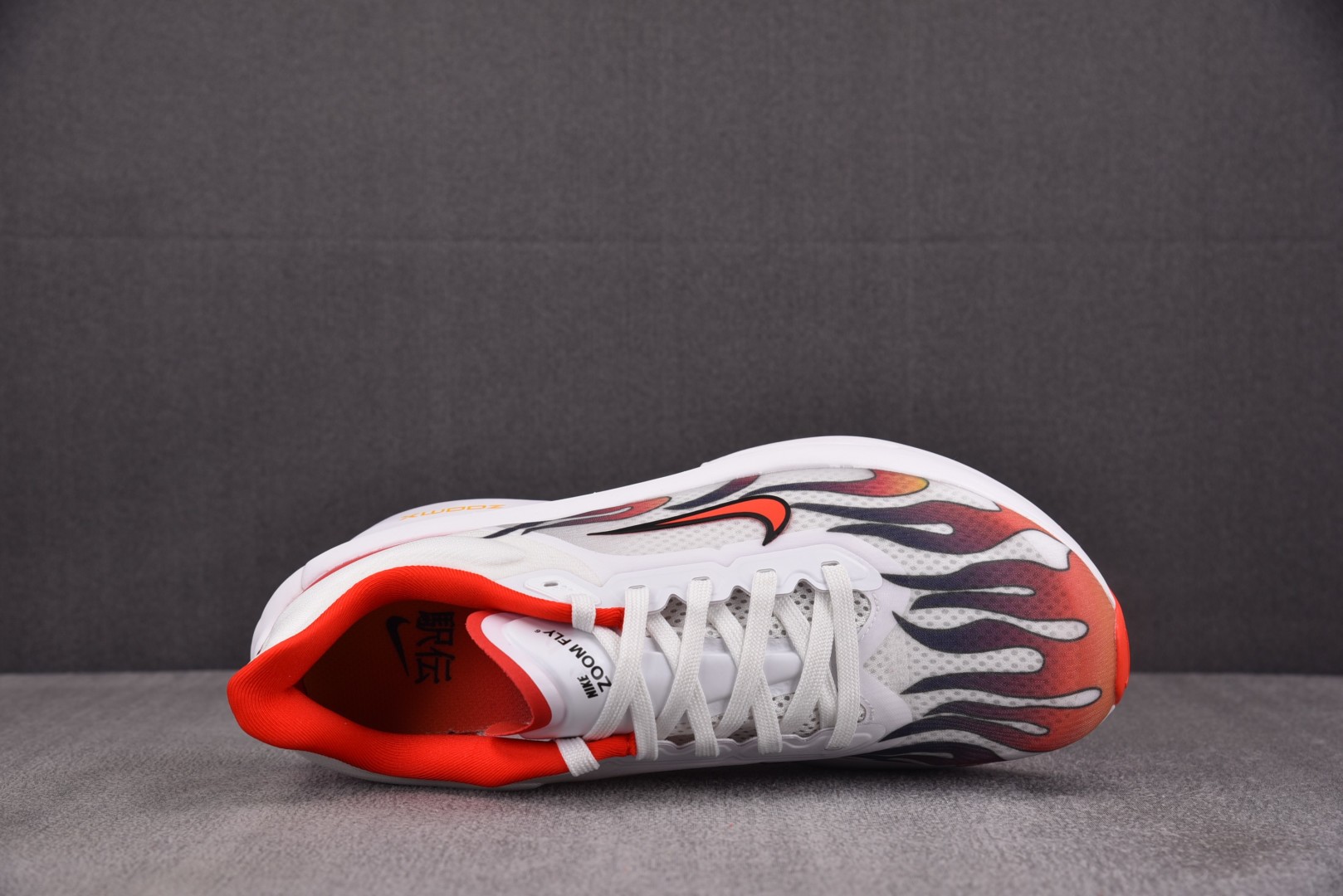 Zoom 尺码36-46

纯原版出品-Zoom Fly 6 Ekiden Pack 火焰红白 HQ34