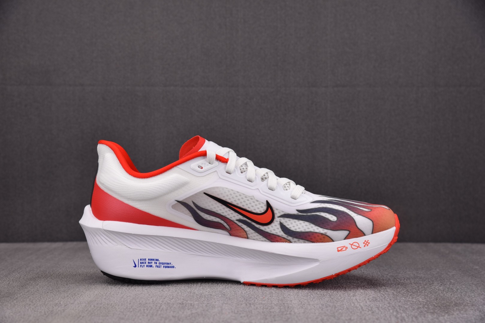 Zoom 尺码36-46

纯原版出品-Zoom Fly 6 Ekiden Pack 火焰红白 HQ34
