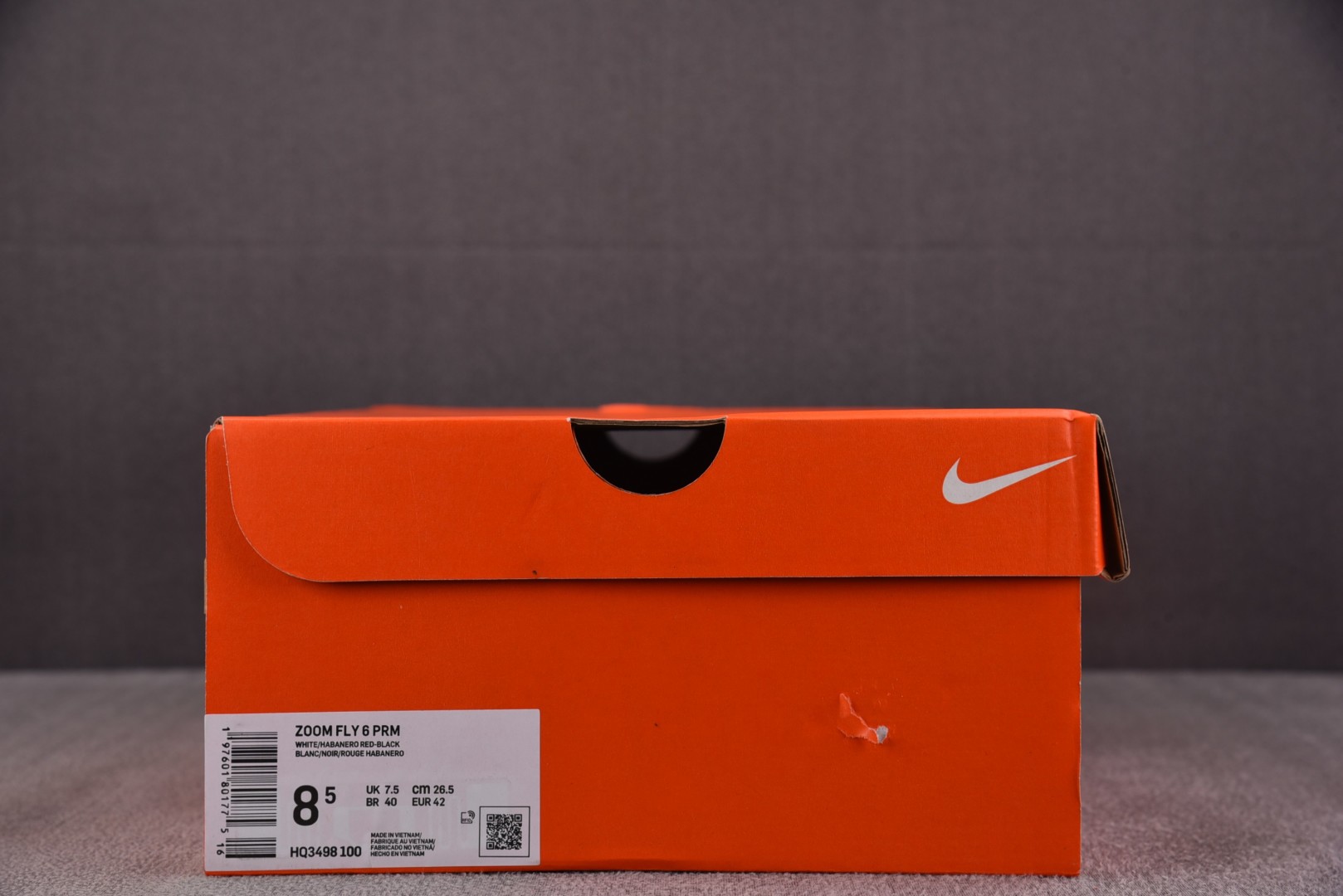 Zoom 尺码36-46

纯原版出品-Zoom Fly 6 Ekiden Pack 火焰红白 HQ34