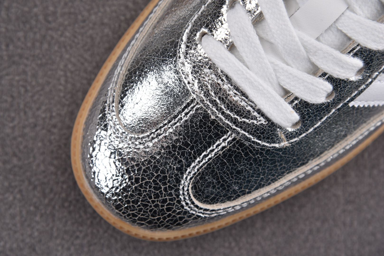 Originals 尺码35.5-45

纯原版出品-Originals Samba Og Silver