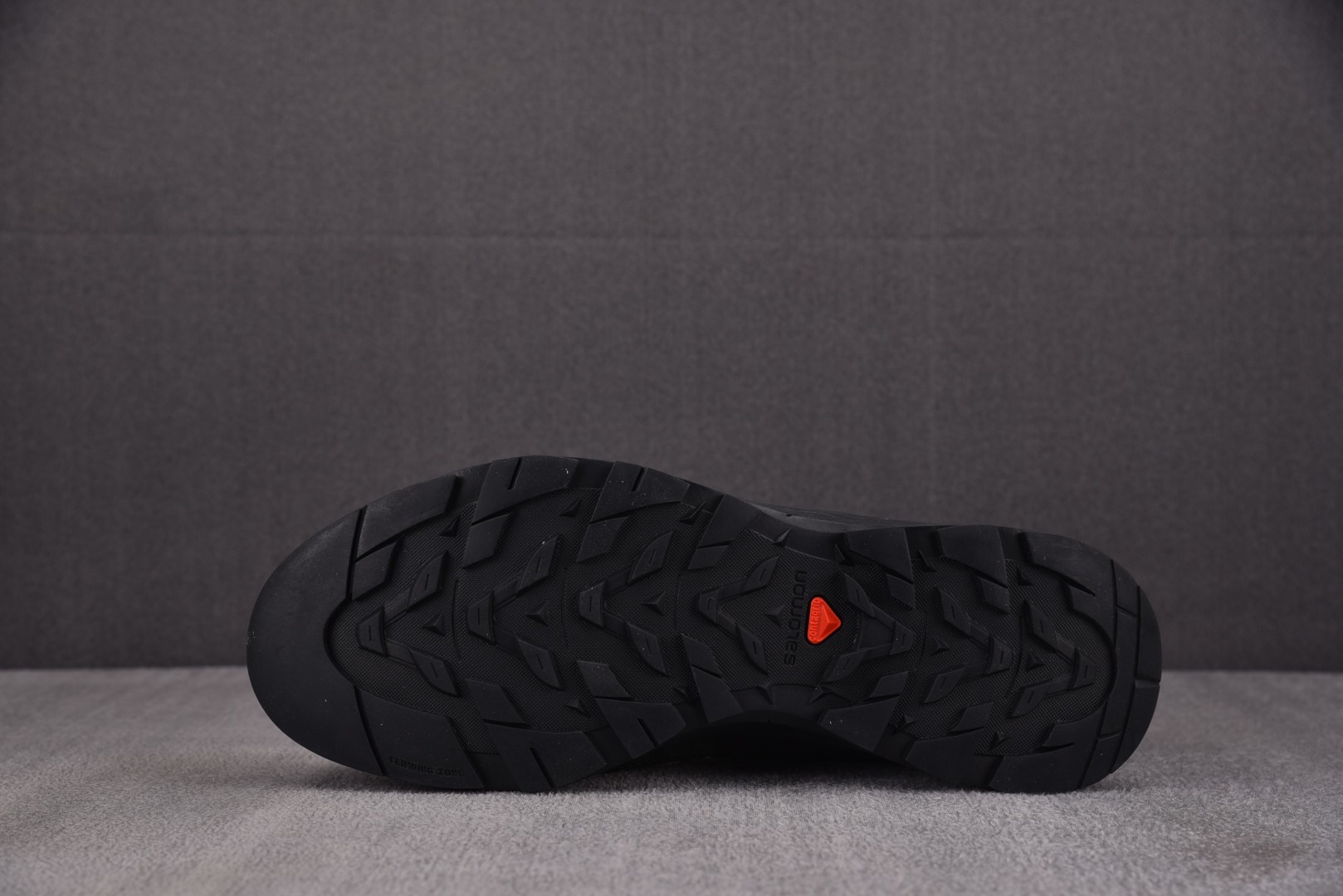 Salomon 尺码36-46

纯原版出品-Salomon X-ALP LTR Green Milie