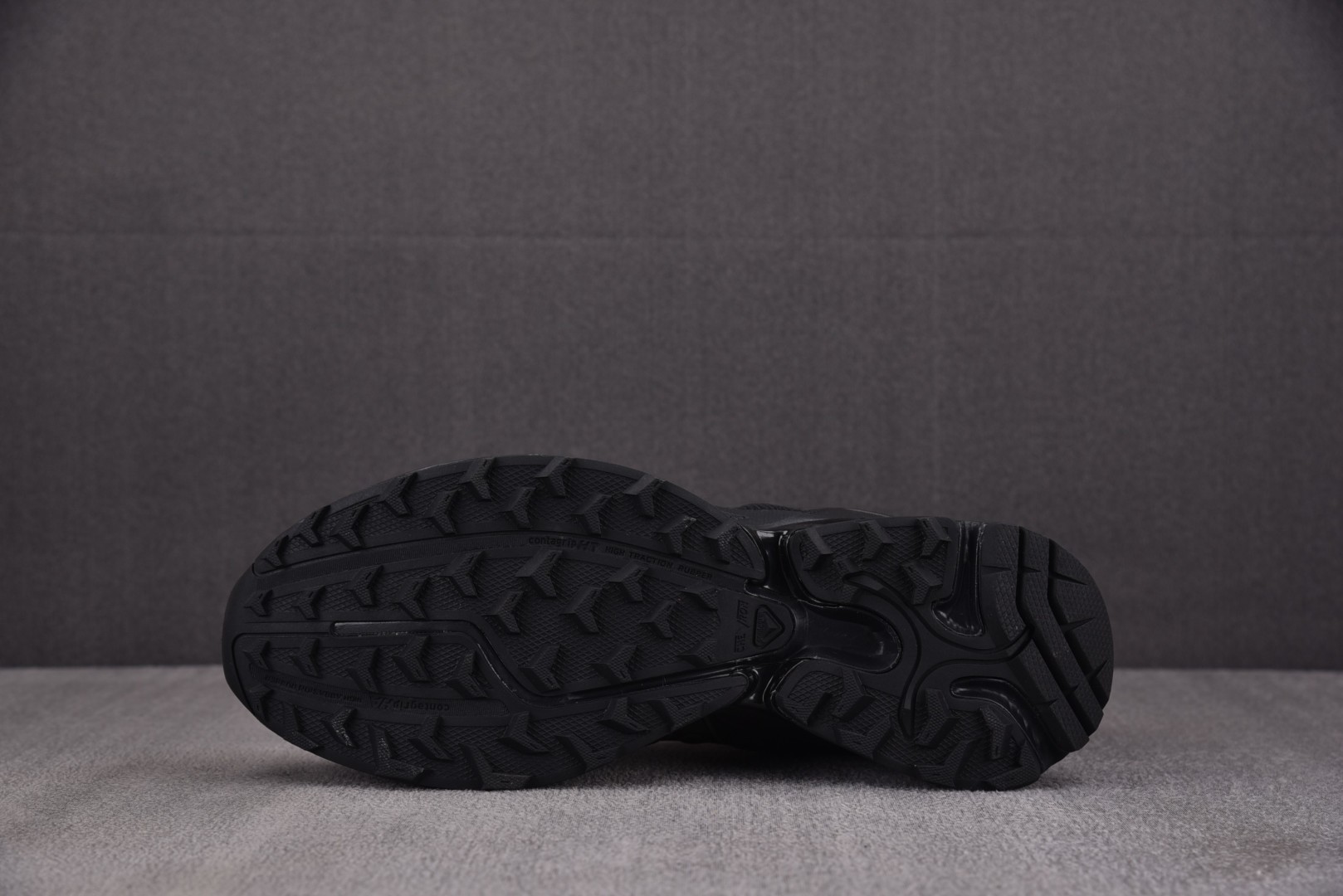 Salomon 尺码36-46

纯原版出品-Salomon XT-Whisper Black Asph
